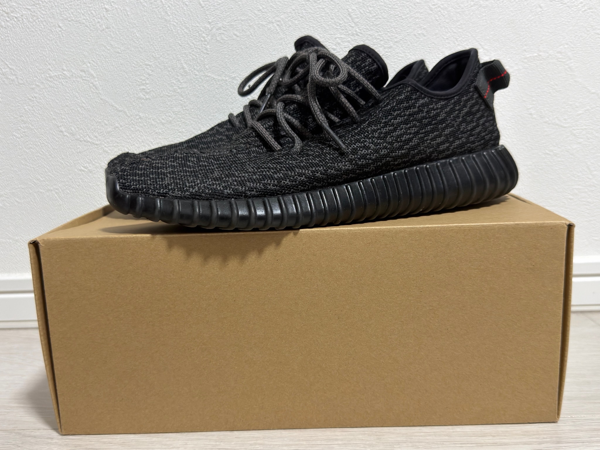 adidas YEEZY Boost 350 "Pirate Black" (2022/2023/2024)