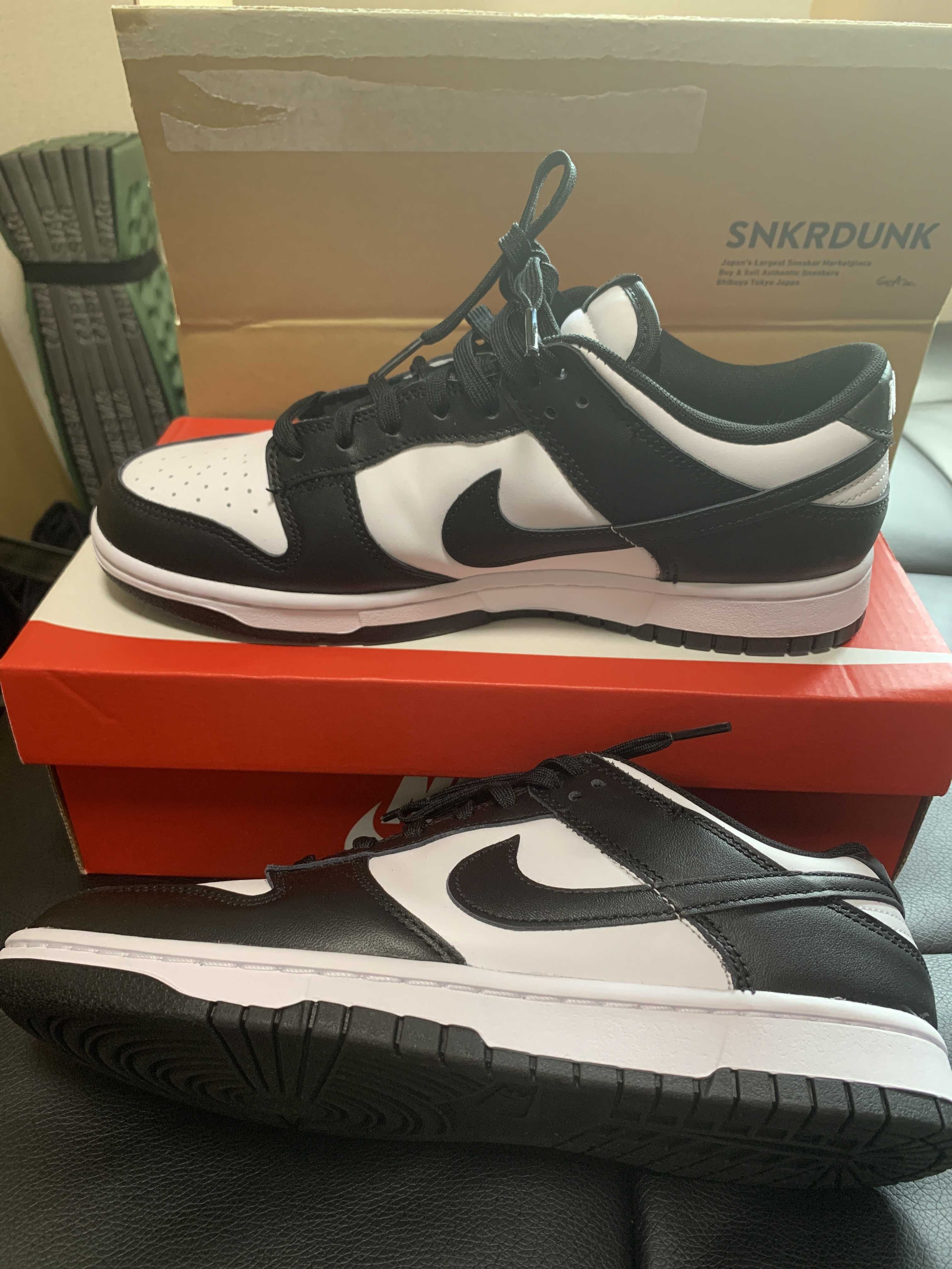 Nike Dunk Low Retro "Panda/White/Black"