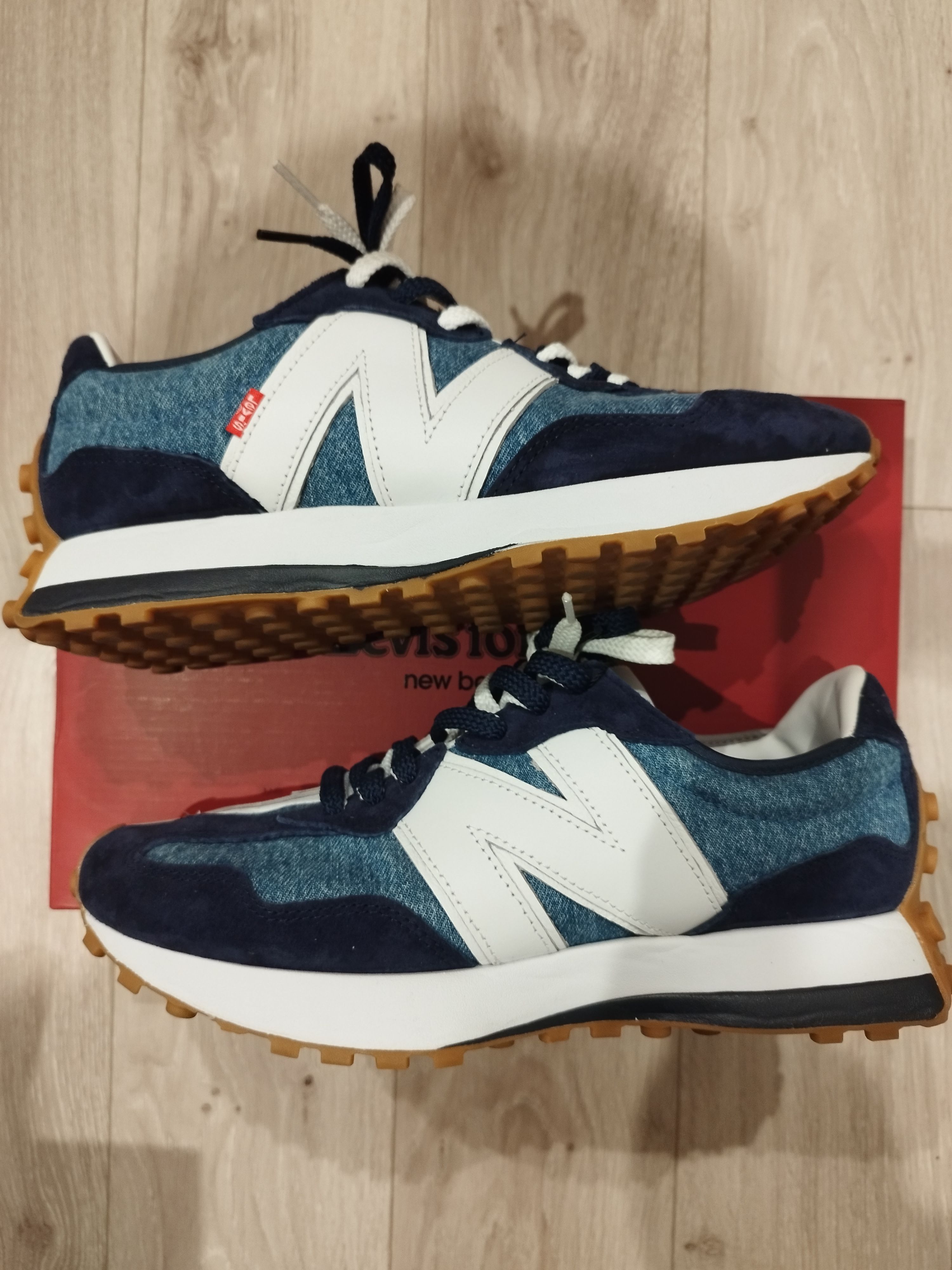 Levi's × New Balance 327 "Navy/White"