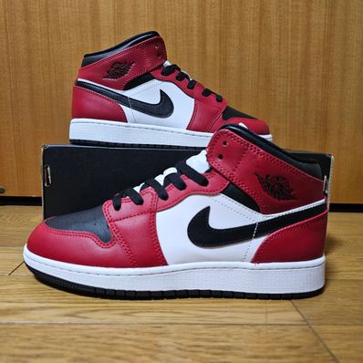 Nike GS Air Jordan 1 Mid "Black/Gym Red-White"