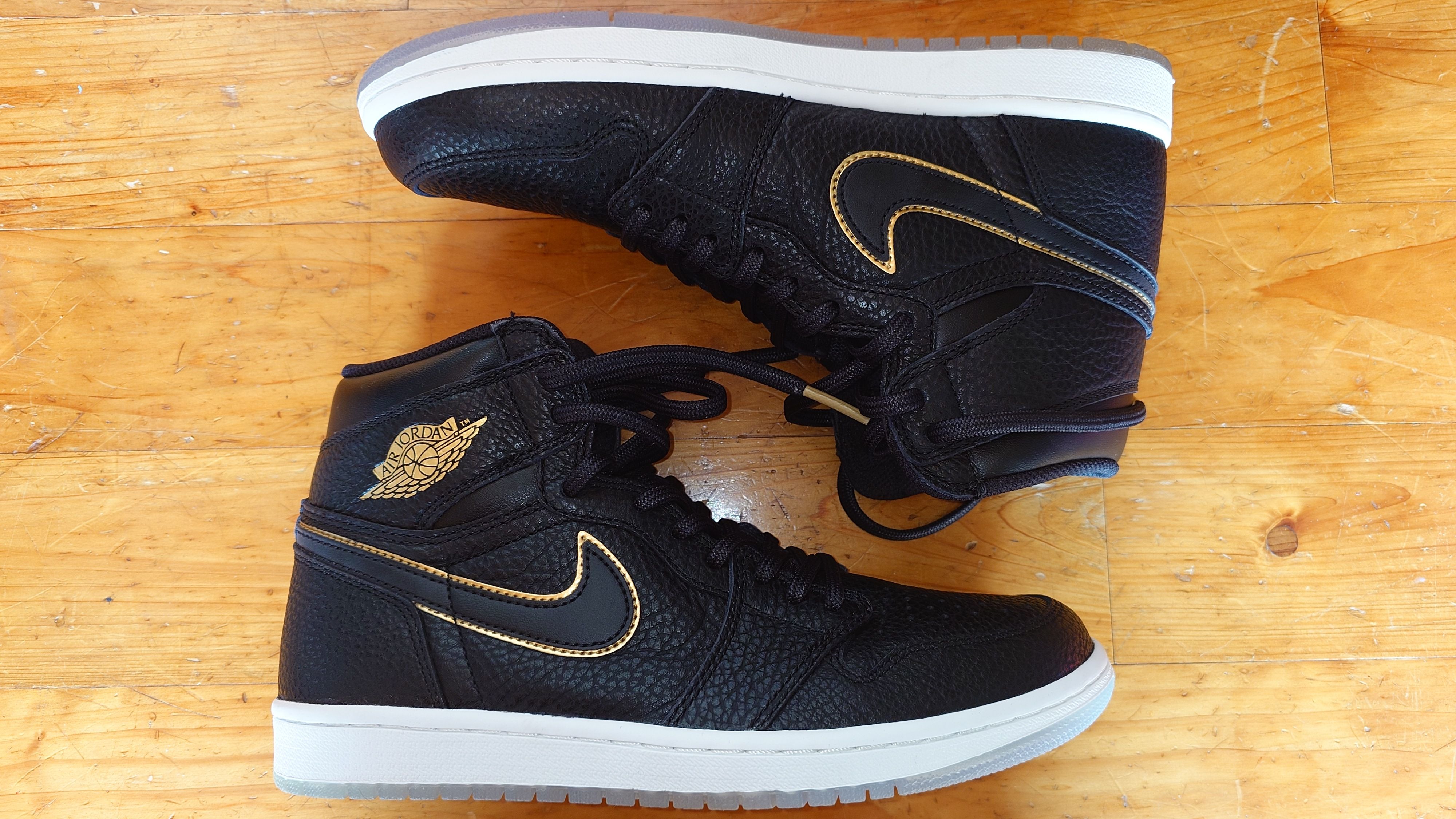 Nike Air Jordan 1 Retro High "City Of Flight"   