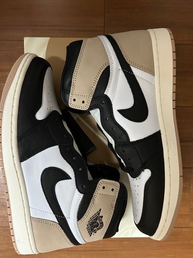 Nike Women's Air Jordan 1 Retro High OG "Latte"