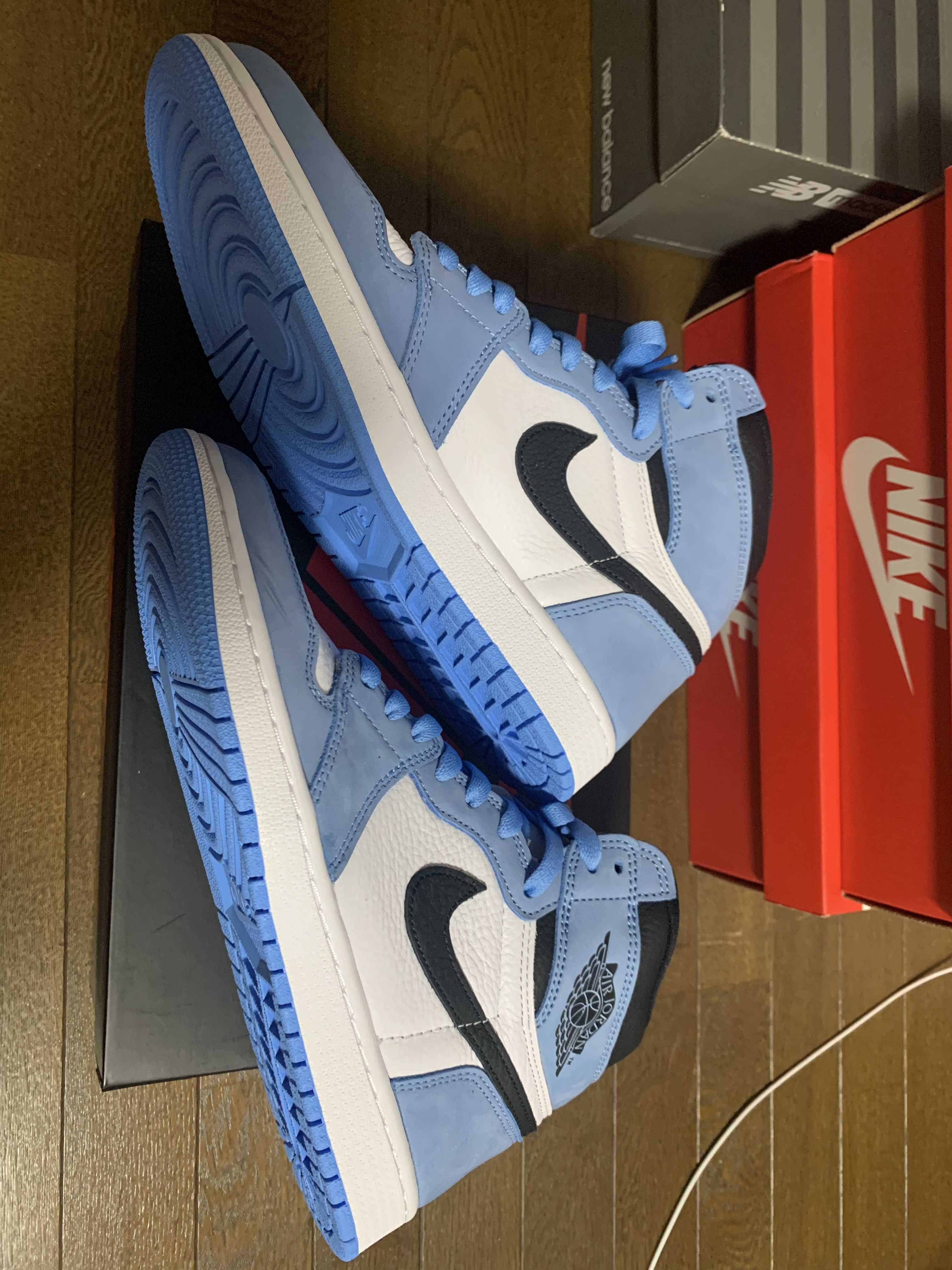 Nike Air Jordan 1 High OG "University Blue"