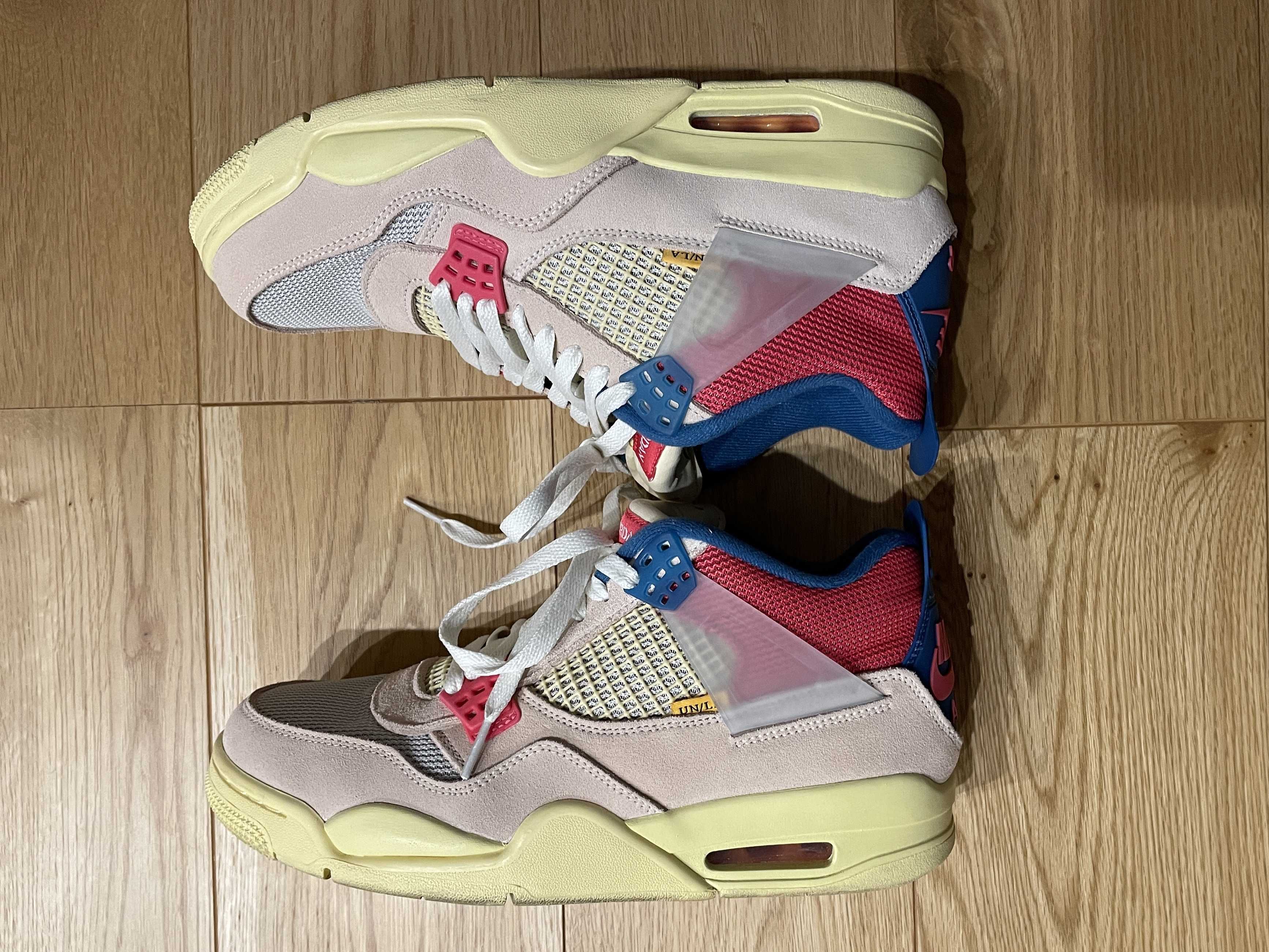 UNION × Nike Air Jordan 4 SP "Guava Ice/Light Fusion Red"