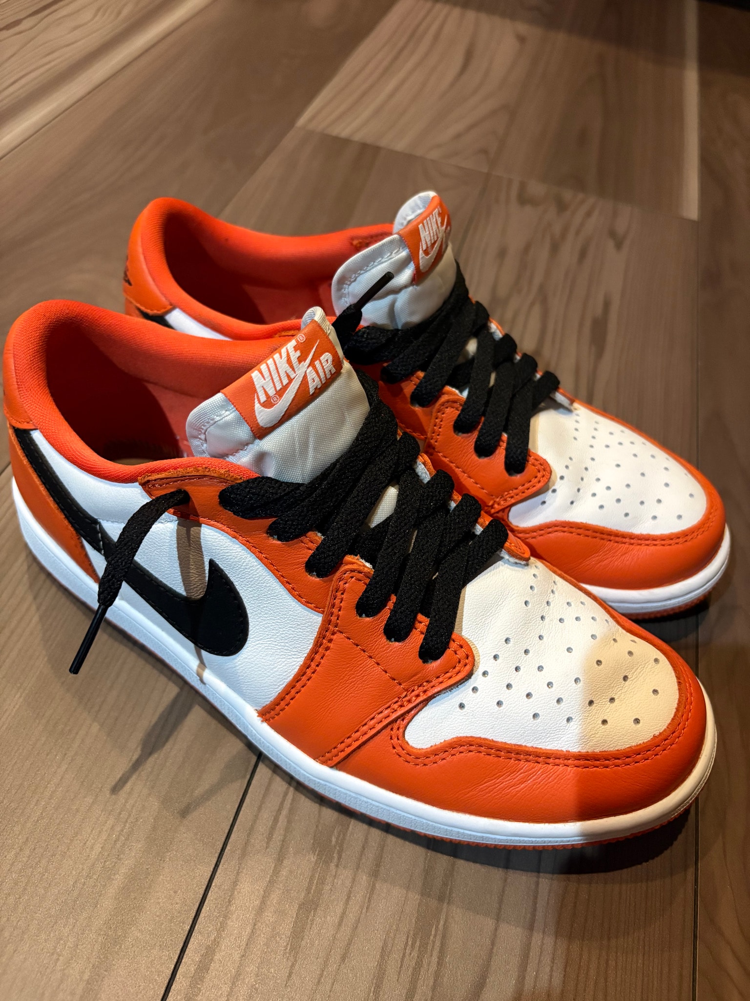 Nike Air Jordan 1 Low OG "Starfish"