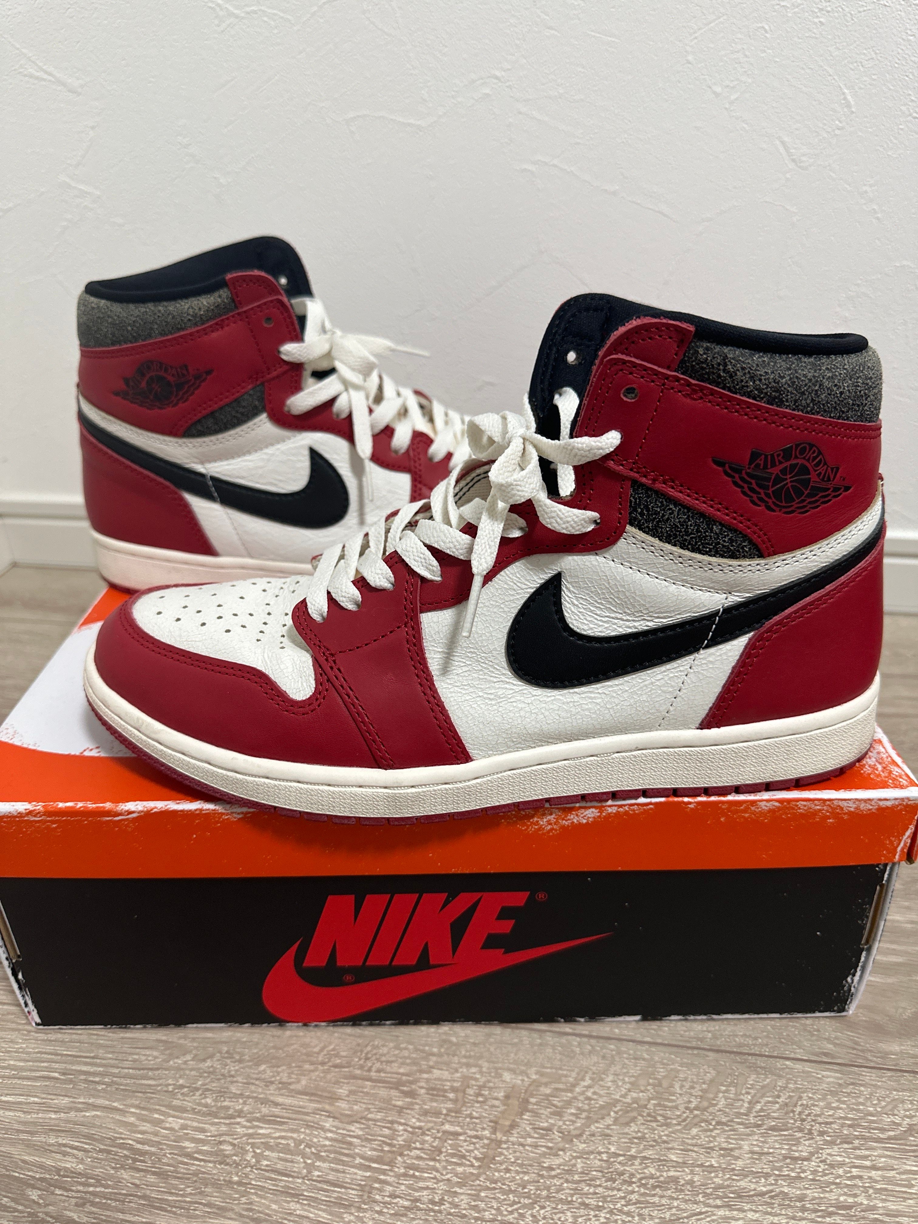 Nike Air Jordan 1 High OG "Lost & Found/Chicago"