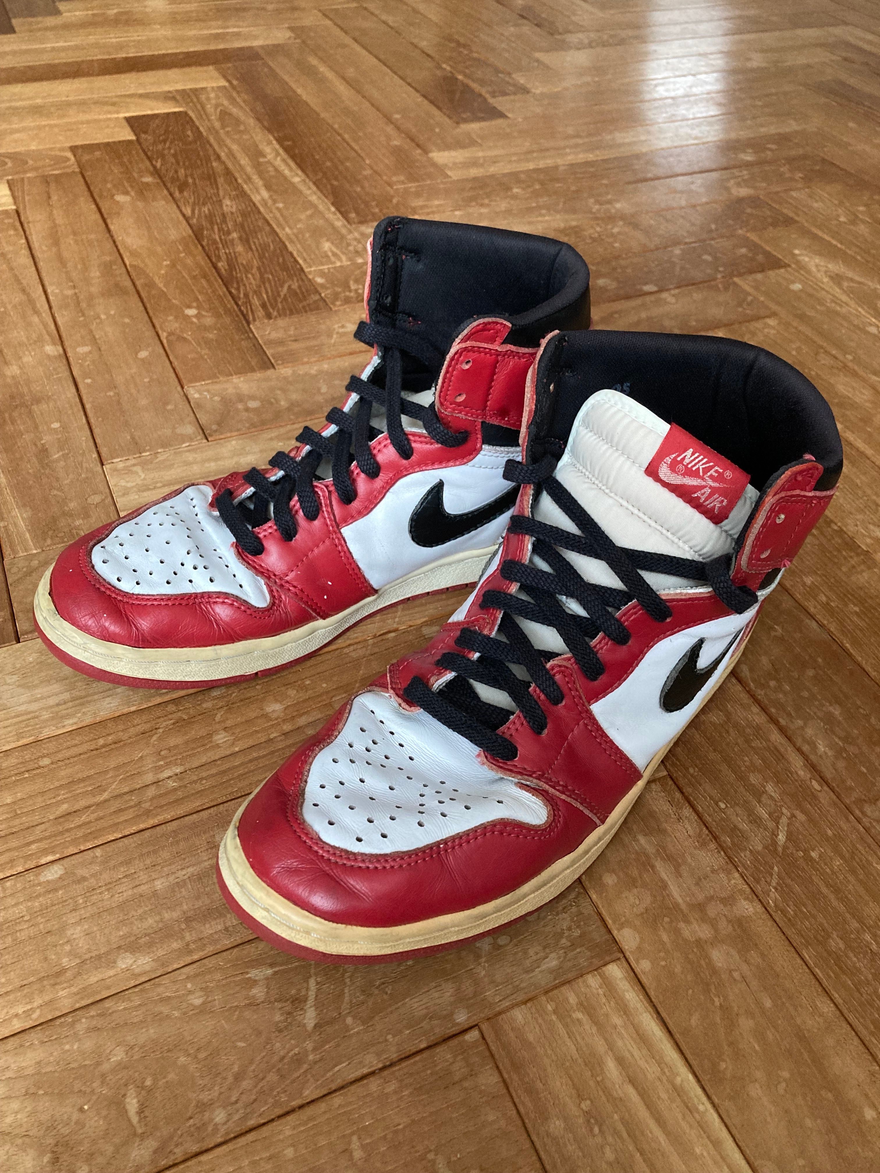 Nike Air Jordan 1 Retro High "Chicago" (1994)