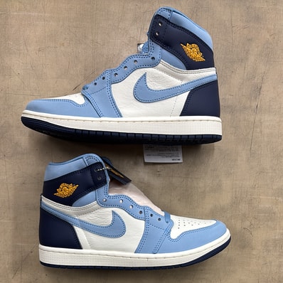 Nike Women's Air Jordan 1 Retro High OG "First in Flight"