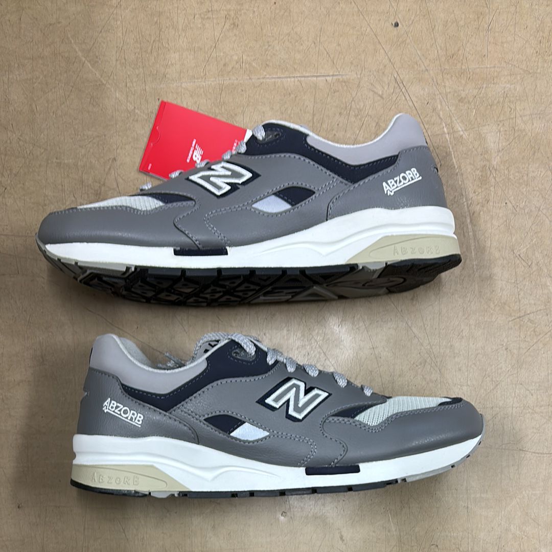 ニューバランス CM1600 "グレー"