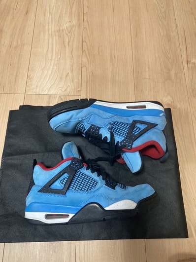 Travis Scott × Nike Air Jordan 4 Retro Cactus Jack "University Blue"