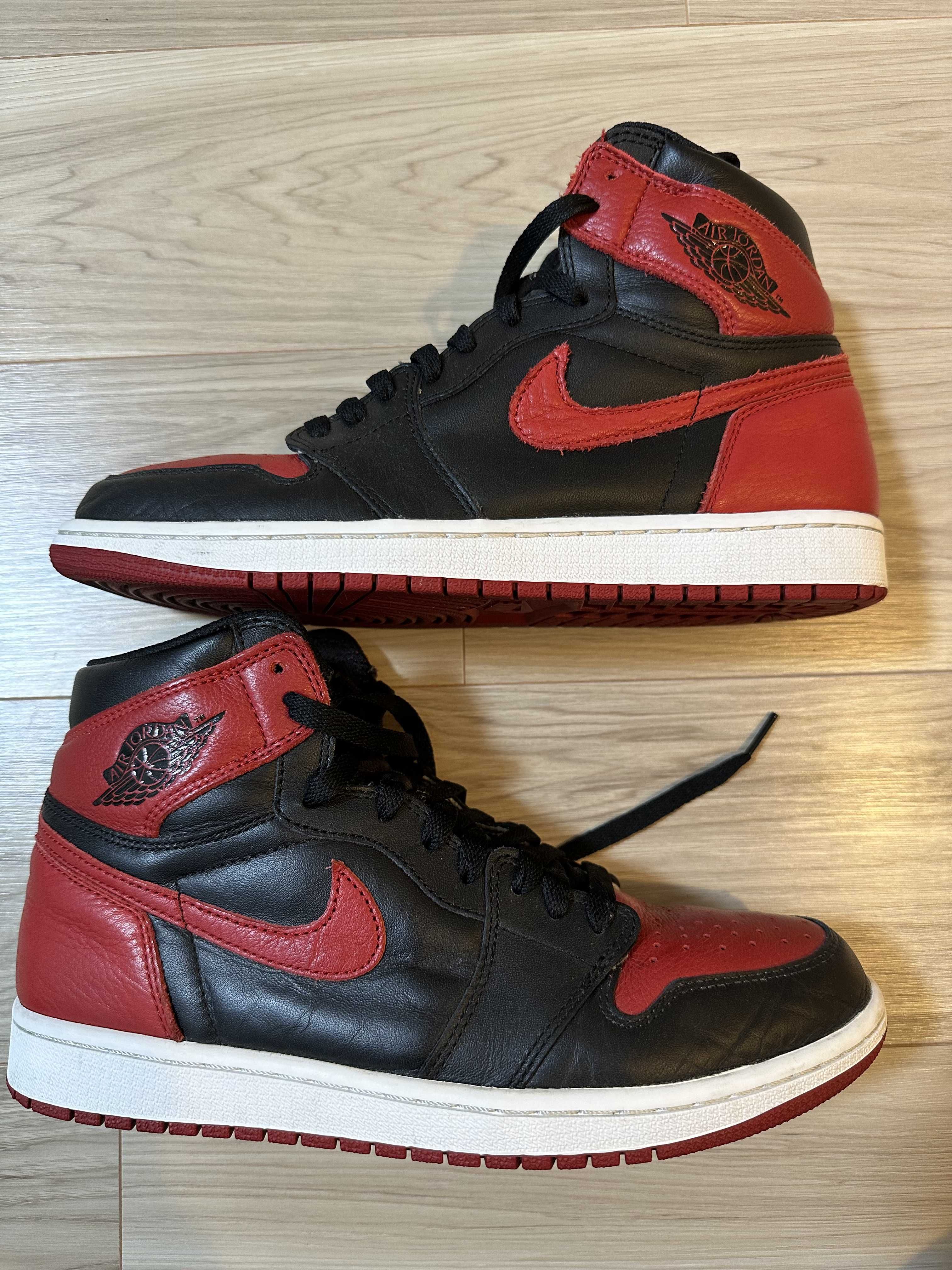 Nike Air Jordan 1 Retro High OG "Bred/Banned" (2016)