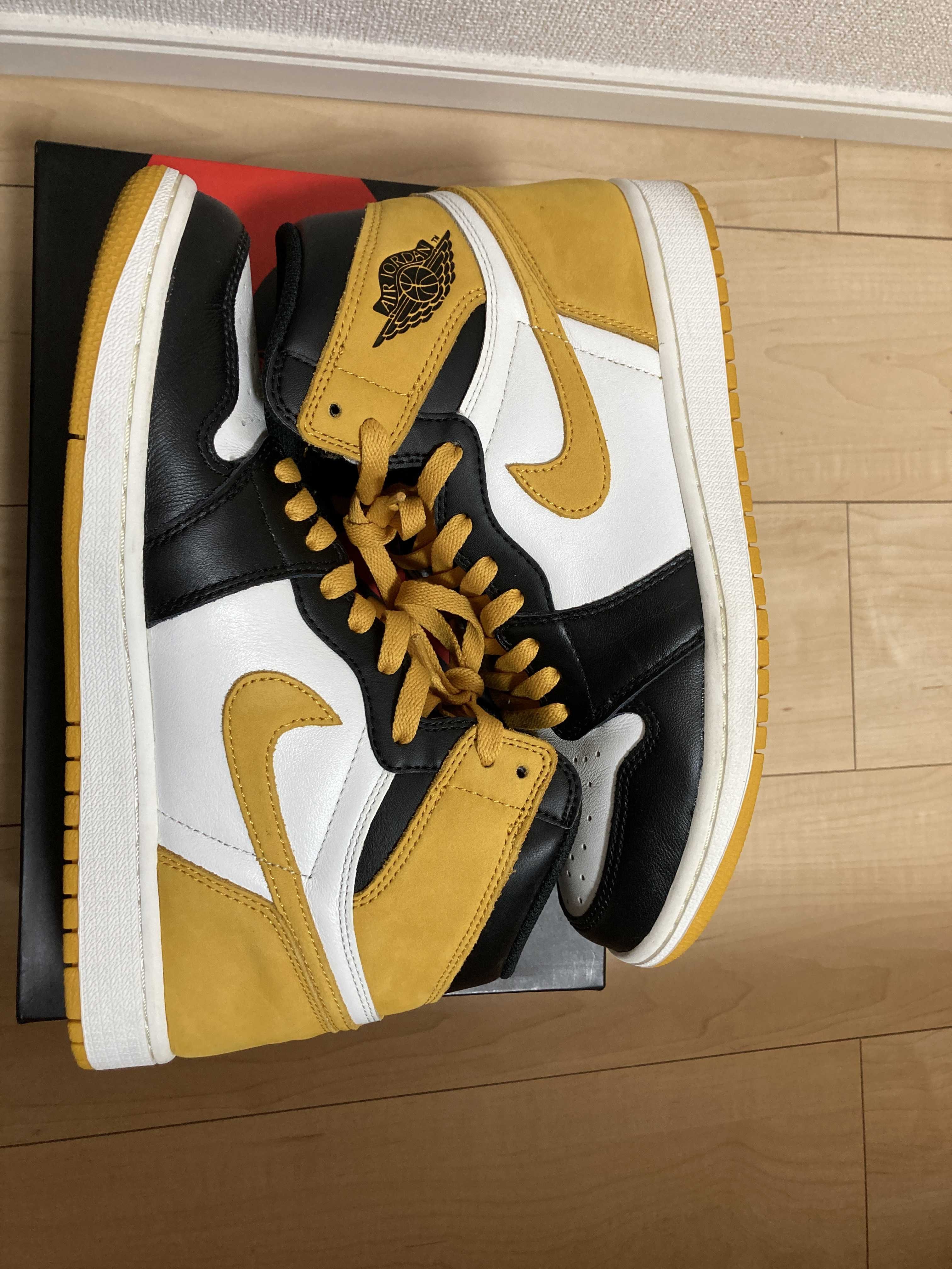 Nike Air Jordan 1 Retro High OG "Black Toe/Yellow Ochre"