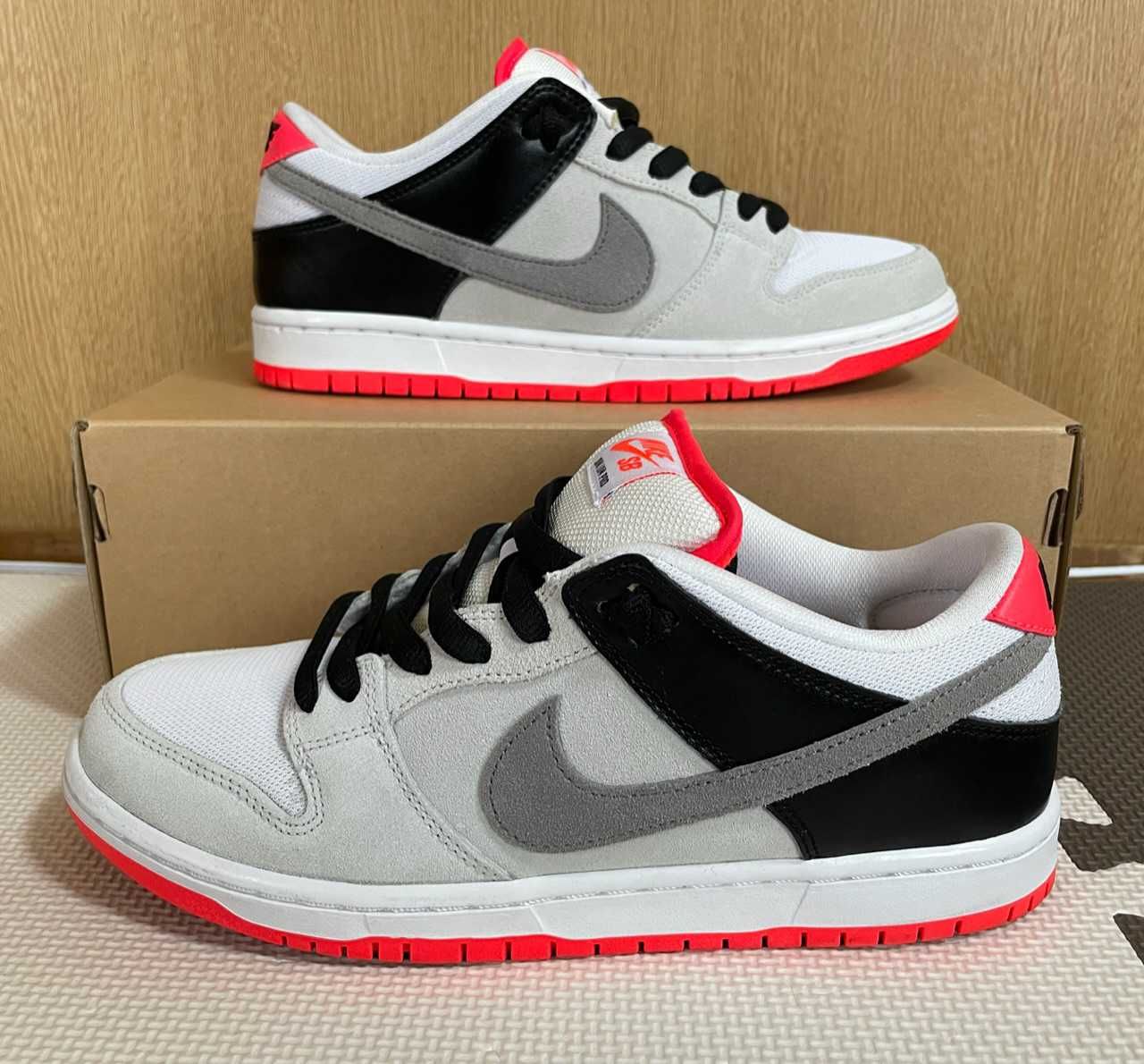 Nike SB Dunk Low "Infrared"
