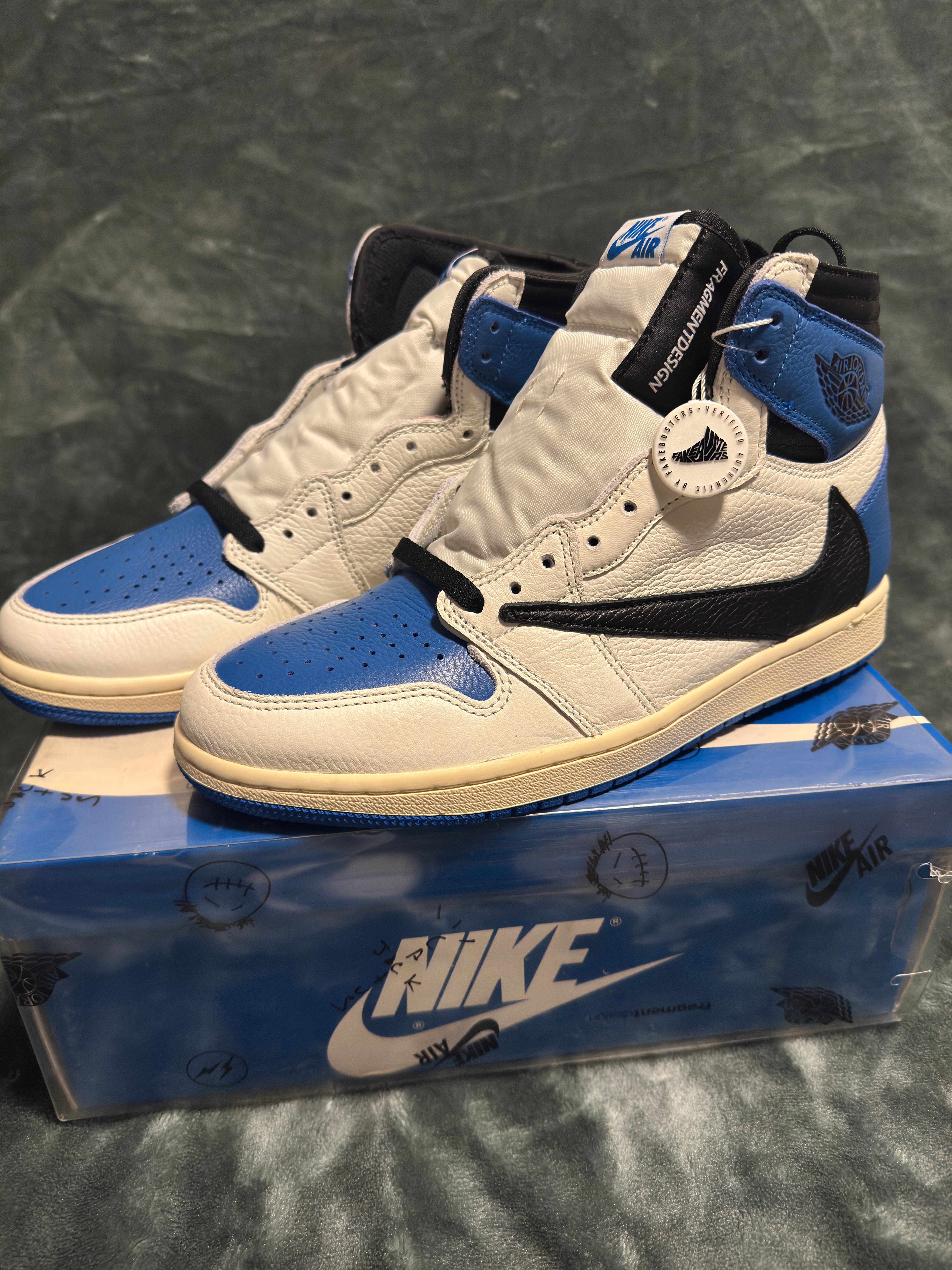 Travis Scott × fragment design × Nike Air Jordan 1 Retro High OG SP "Military Blue"