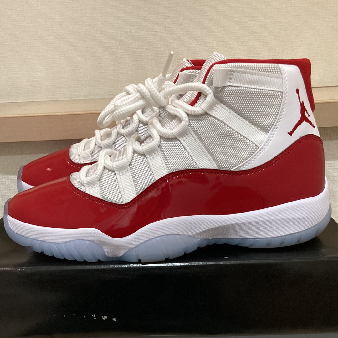 Nike Air Jordan 11 "Varsity Red"