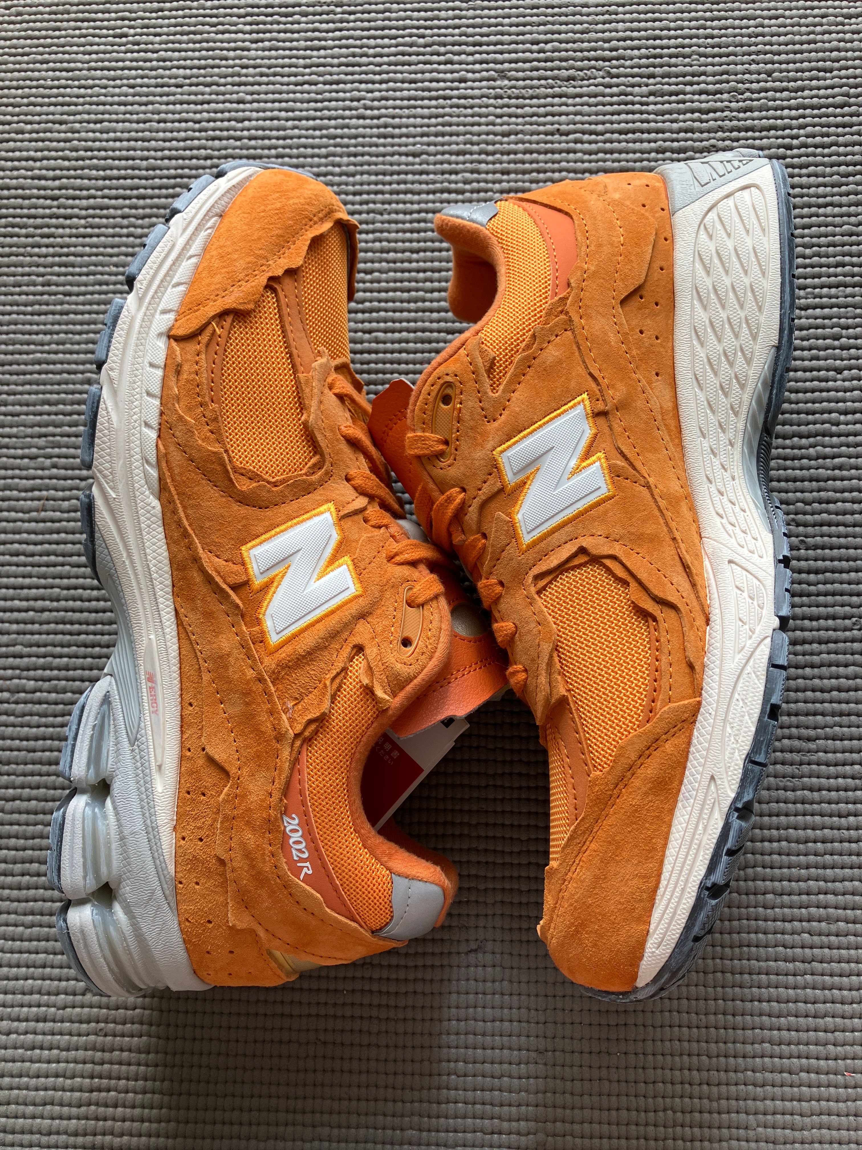 New Balance 2002R Protection Pack "Orange"