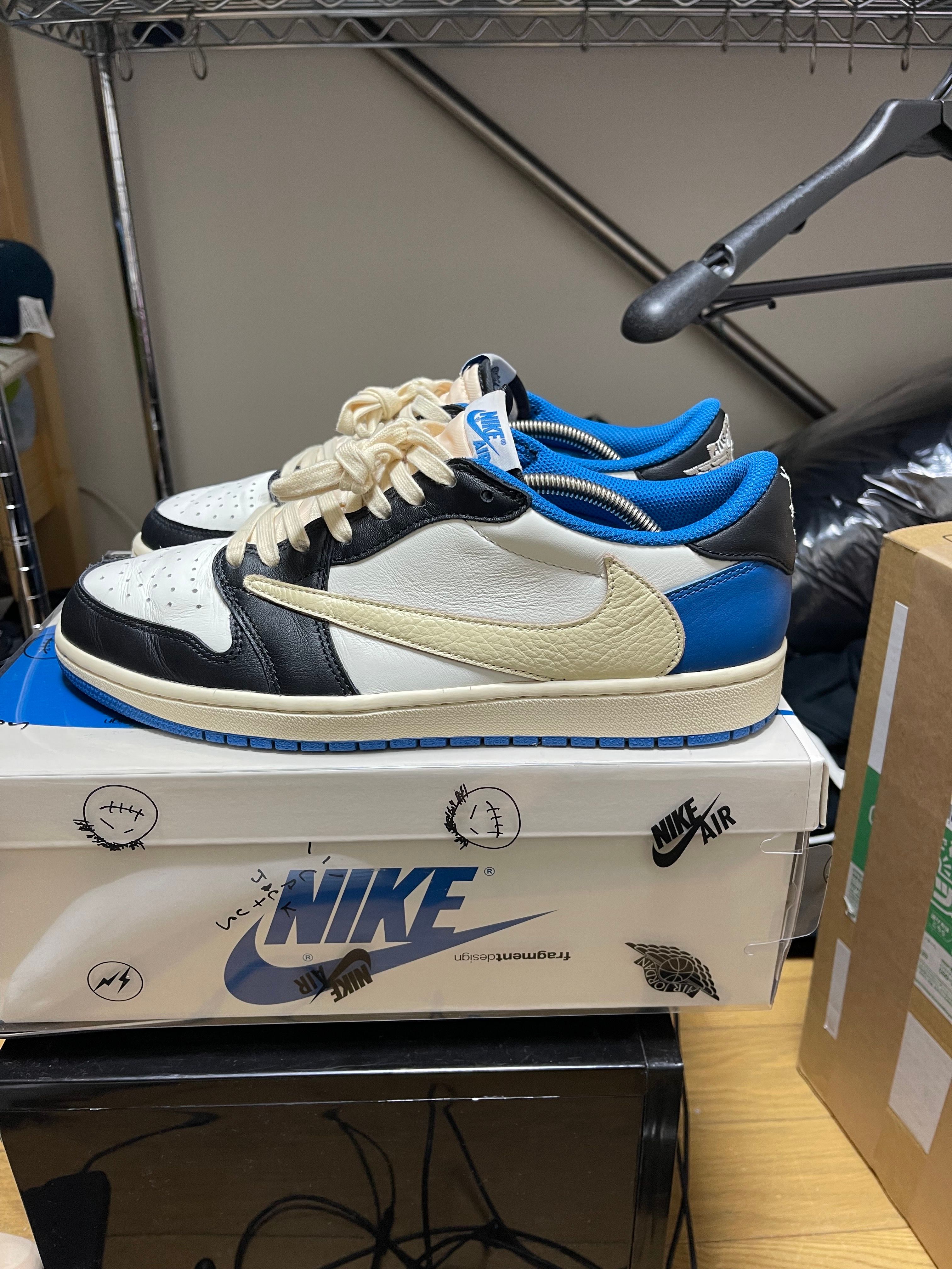 Travis Scott × fragment design × Nike Air Jordan 1 Low OG SP "Military Blue"