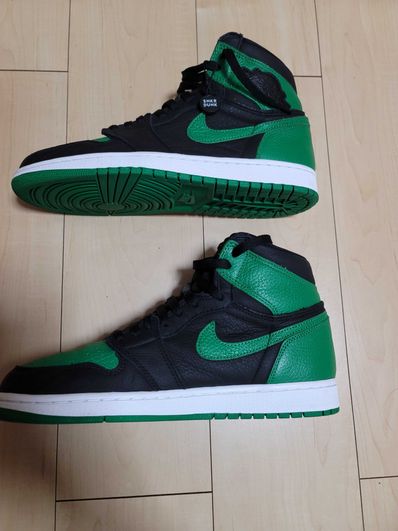 Nike Air Jordan 1 Retro High OG "Black/Pine Green" (2020)