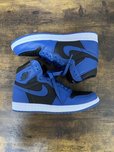 Nike Air Jordan 1 Retro High OG "Dark Marina Blue"