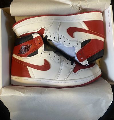 Nike Air Jordan 1 High OG "Heritage"