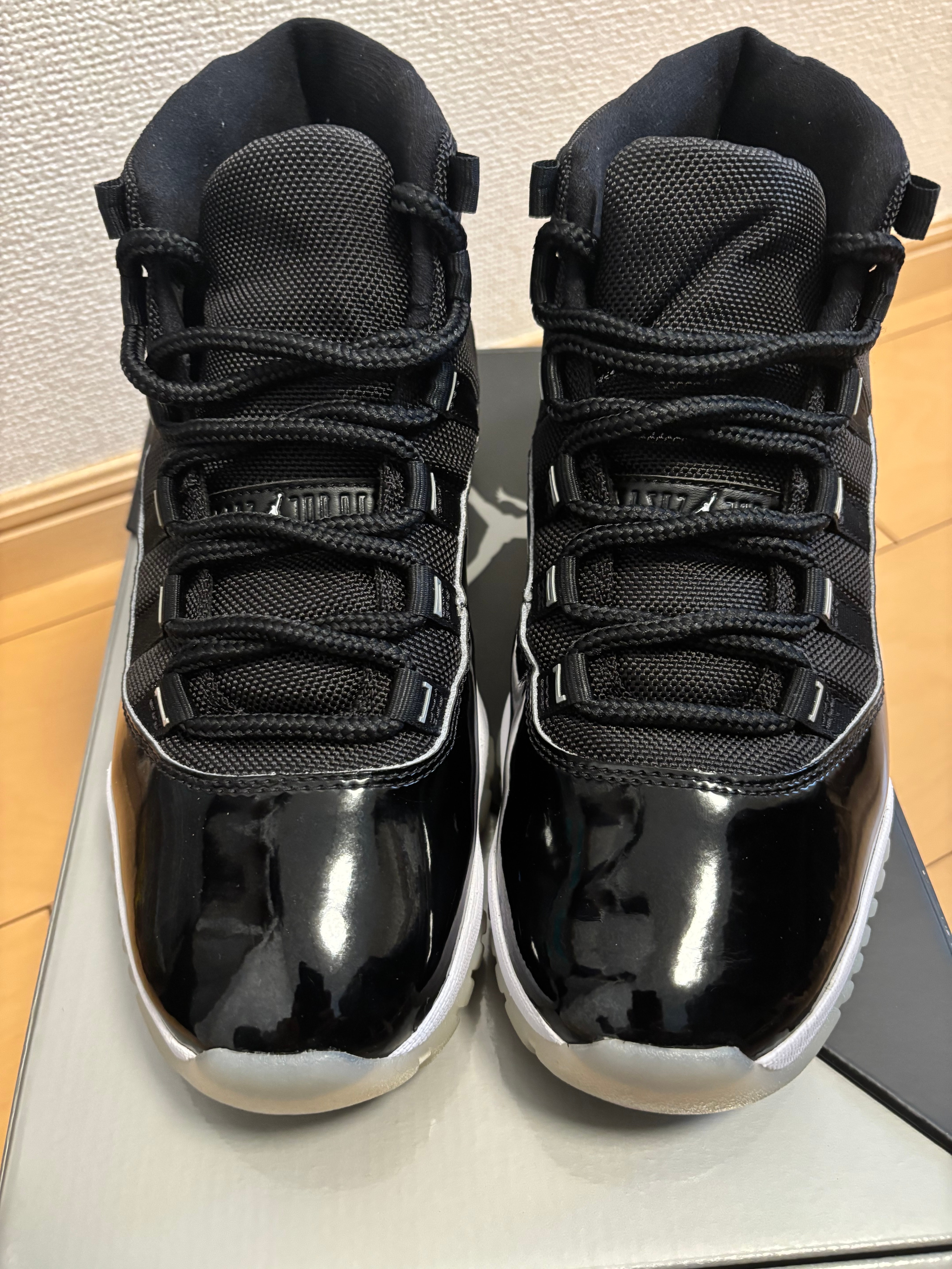 ナイキ エアジョーダン11 "ジュビリー"