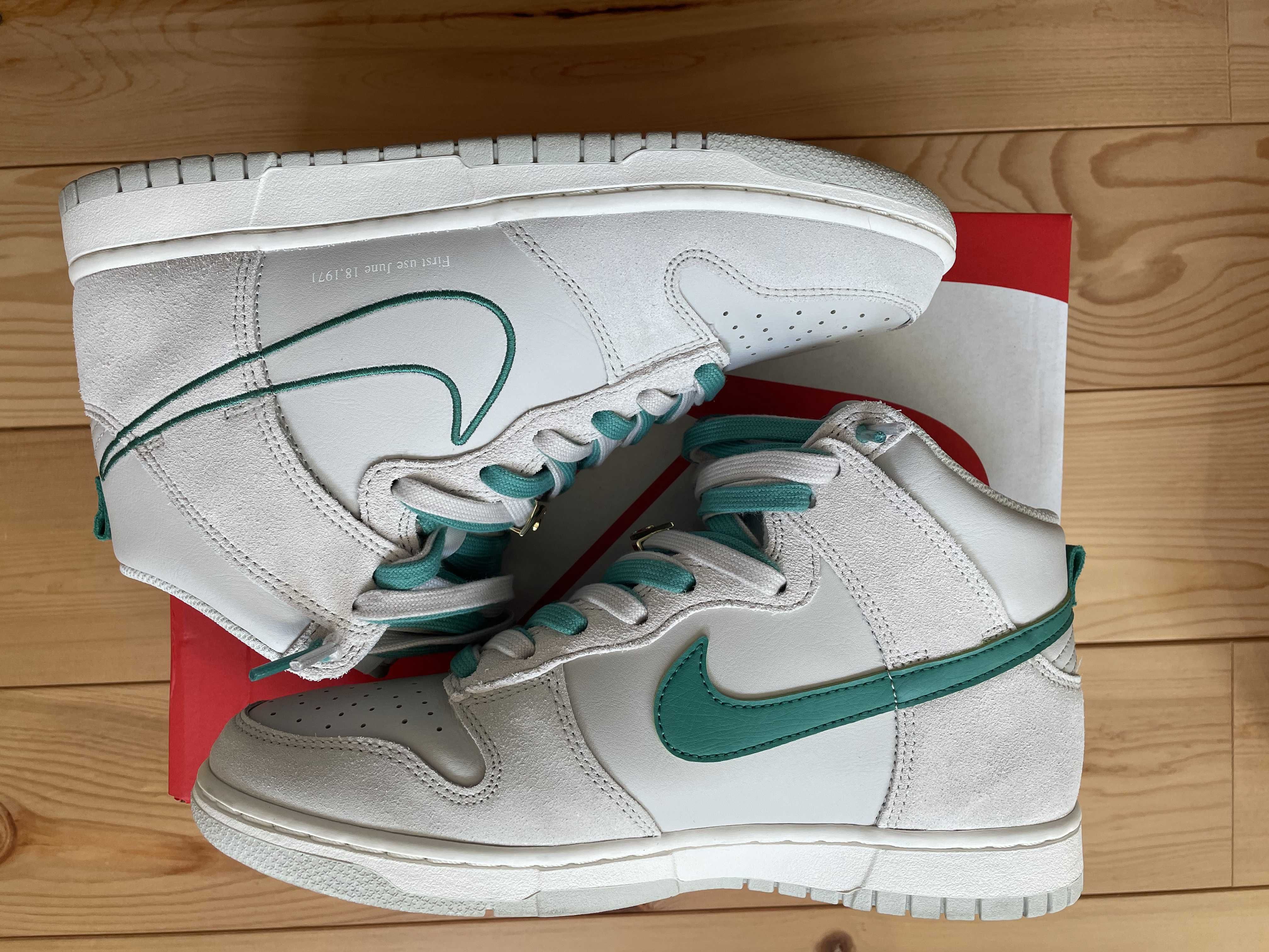 Nike Dunk High SE First Use "Light Bone/Green Noise"