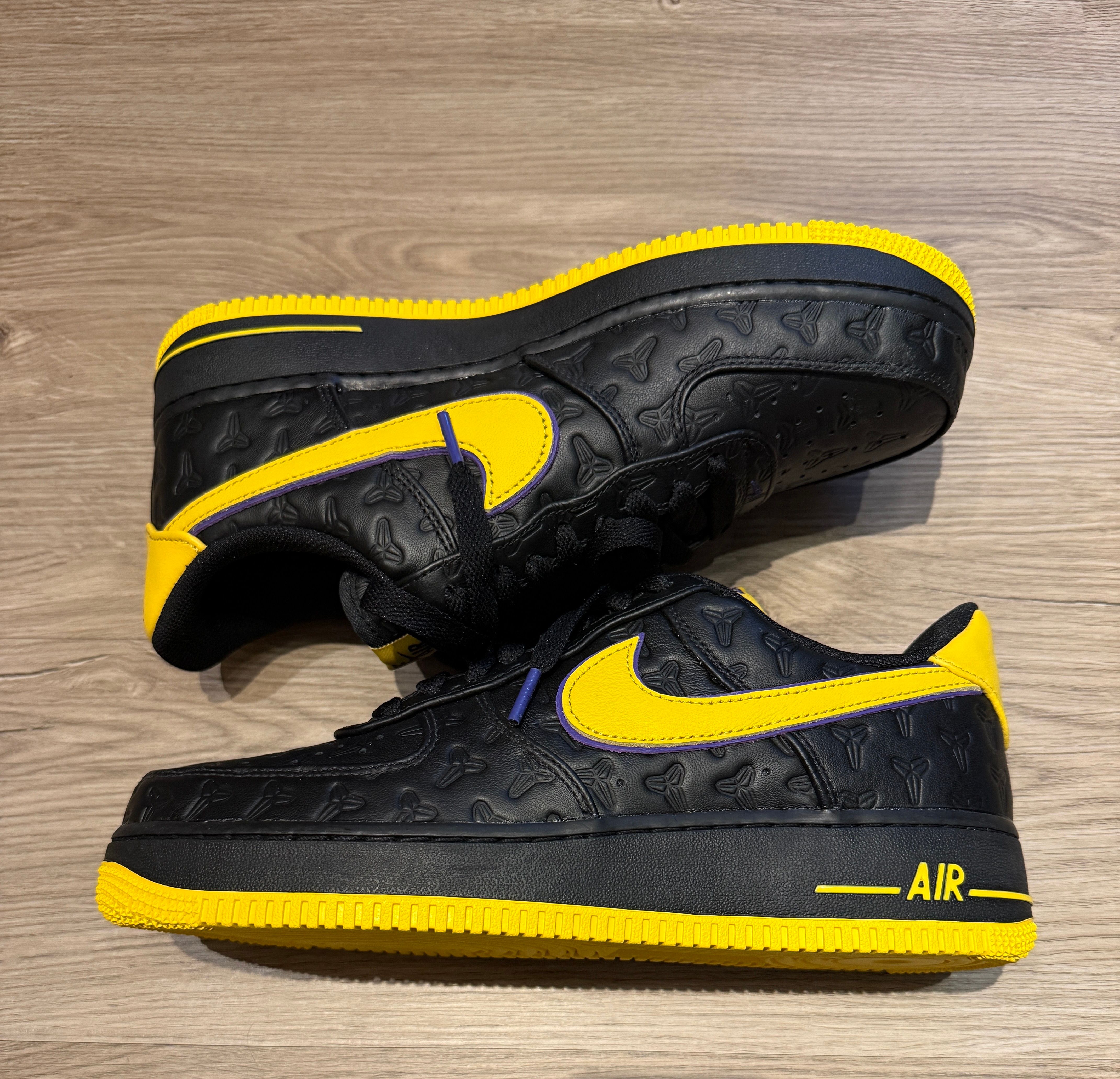 Kobe Bryant × Nike Air Force 1 Low "Black/Varsity Maize" (HV5122-001) (Serial Numbered/8000 pairs)