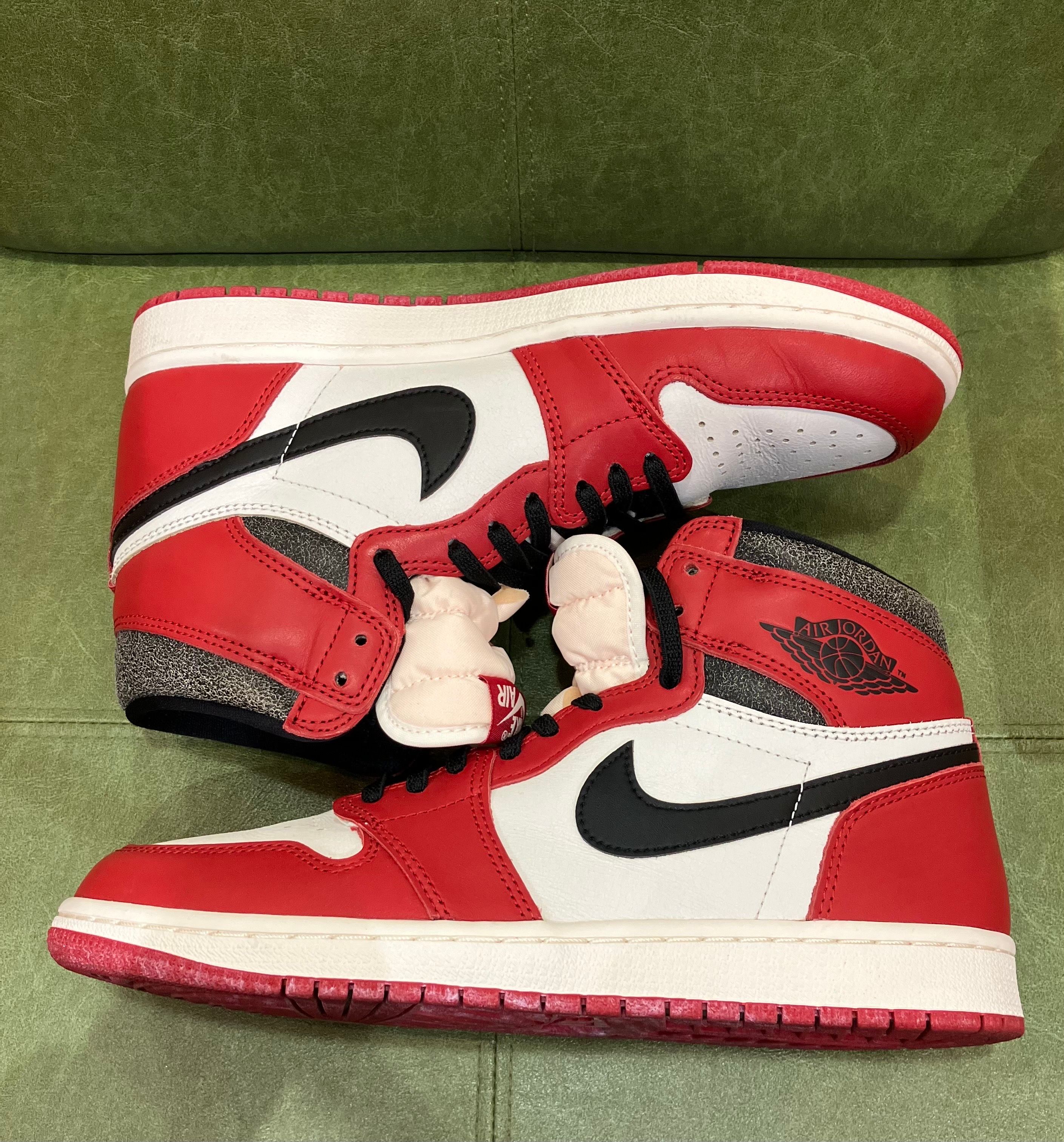 Nike Air Jordan 1 High OG "Lost & Found/Chicago"