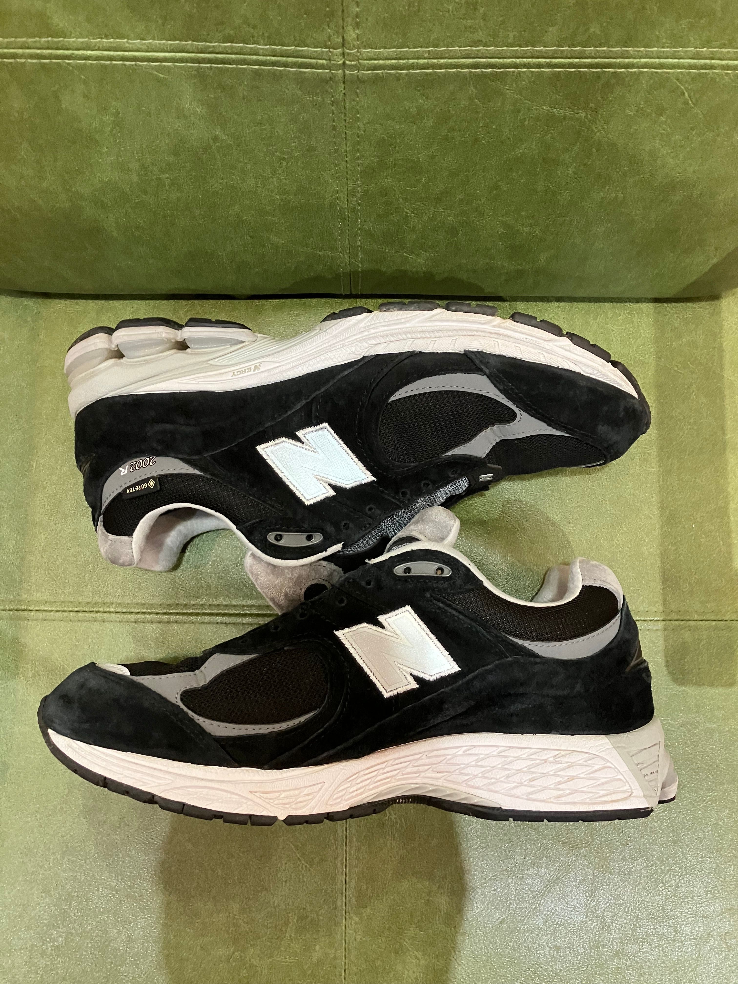 New Balance 2002R GORE-TEX "Black/Gray"