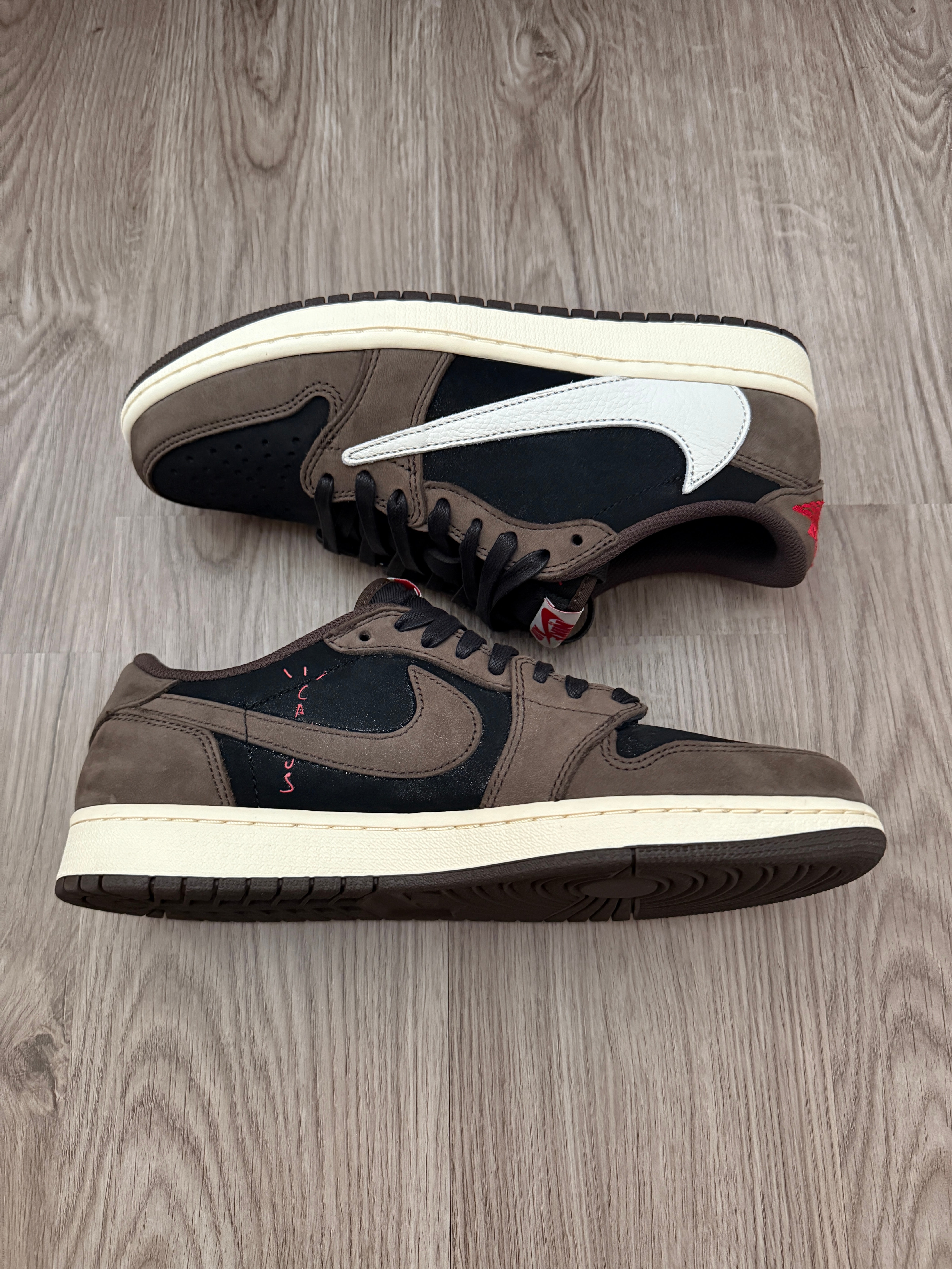 Travis Scott × Nike Air Jordan 1 Low OG SP-T  "Black/Dark Mocha"