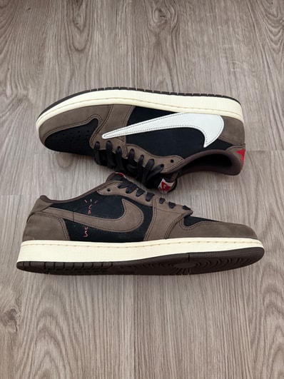 Travis Scott × Nike Air Jordan 1 Low OG SP-T "Black/Dark Mocha"