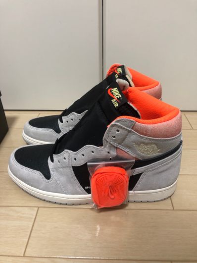 Nike Air Jordan 1 RETRO High OG "Hyper Crimson"