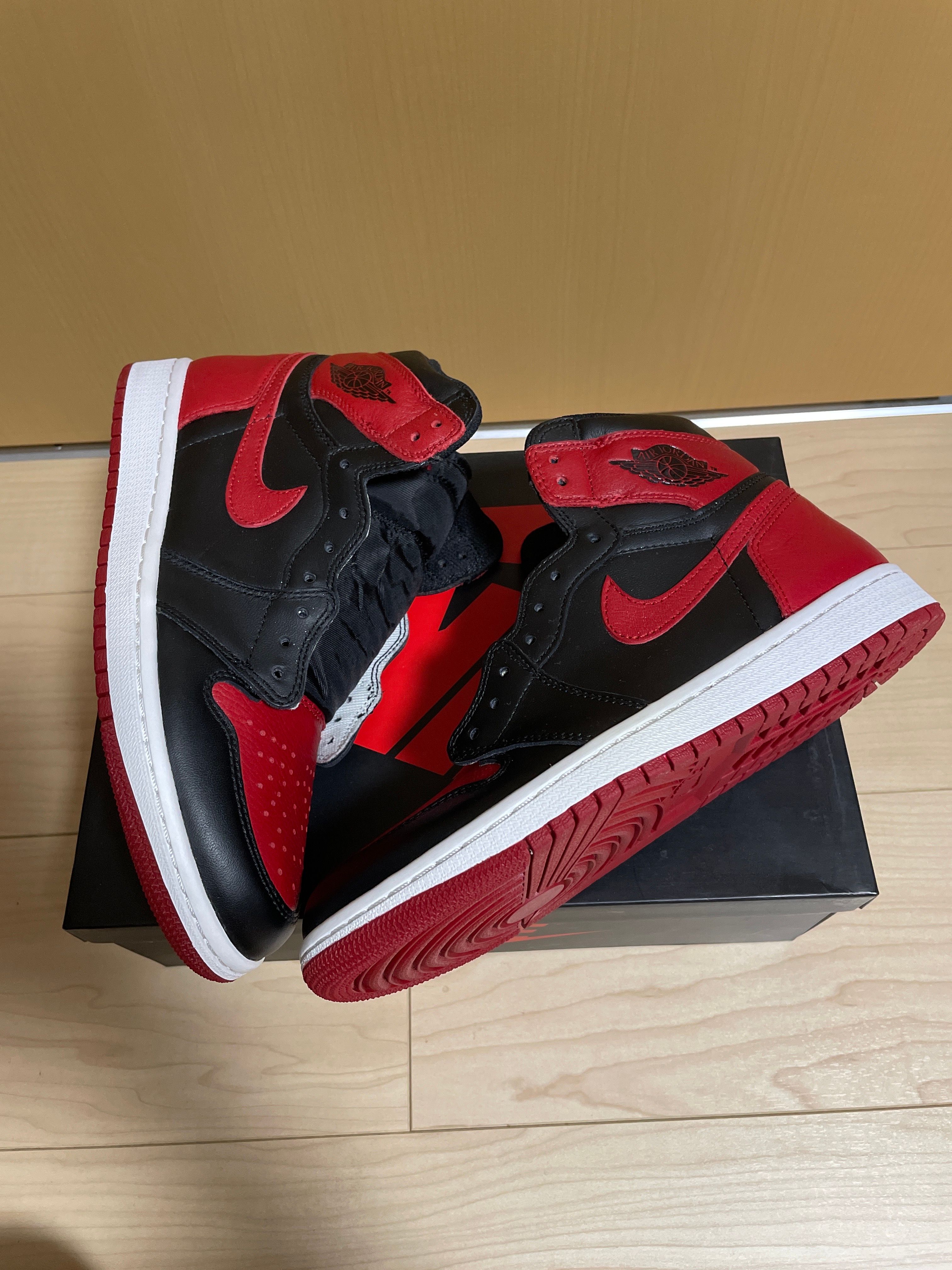 Nike Air Jordan 1 Retro High OG "Bred/Banned" (2016)