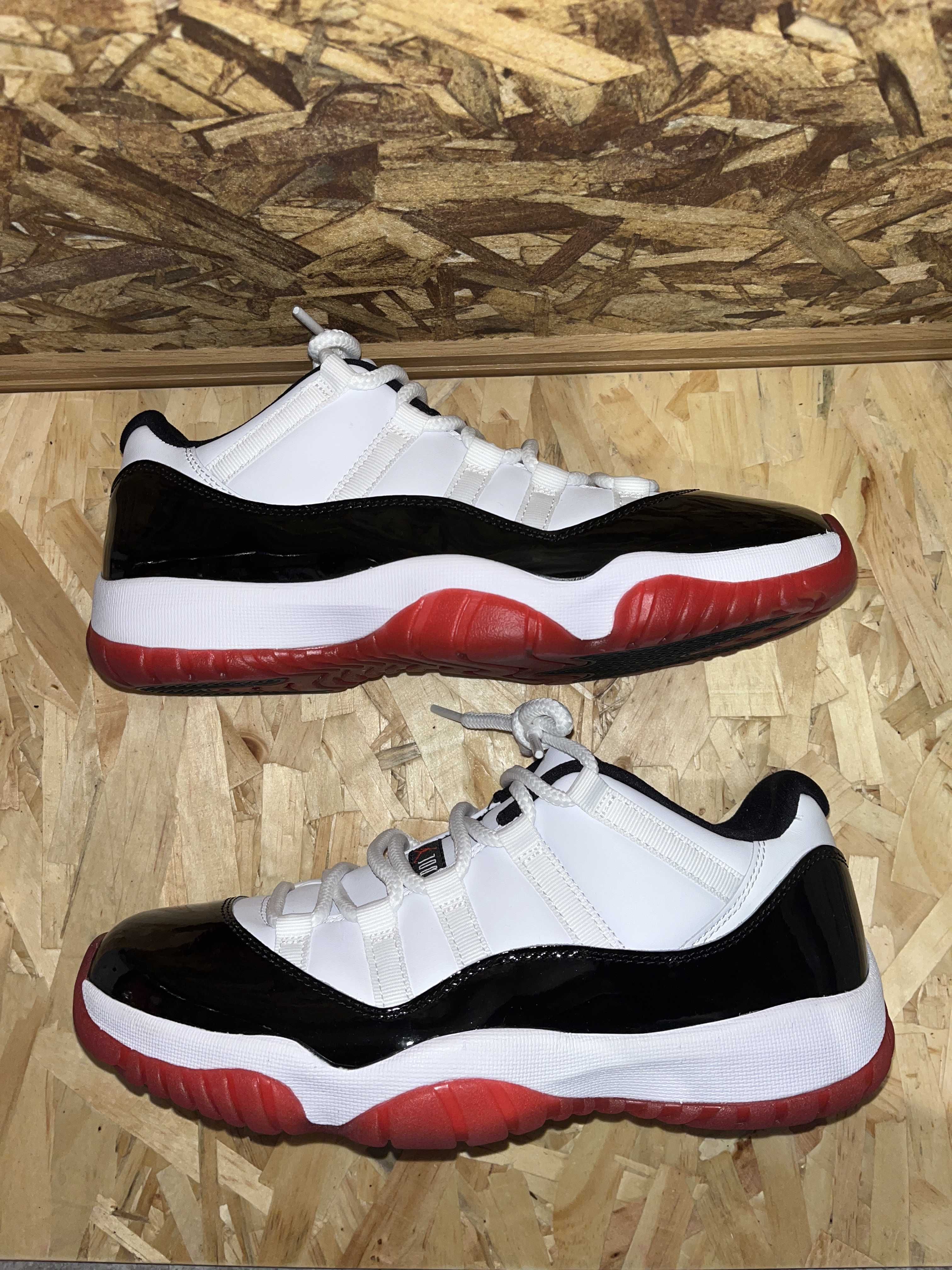 Nike Air Jordan 11 Low "Gym Red"