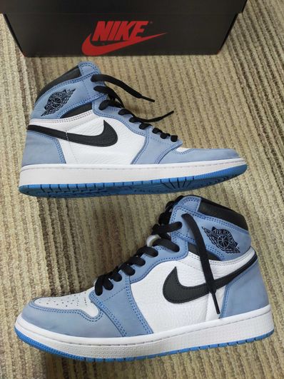 Nike Air Jordan 1 High OG "University Blue"