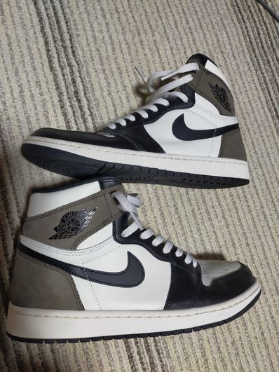 Nike Air Jordan 1 High OG "Sail/Dark Mocha/Black"