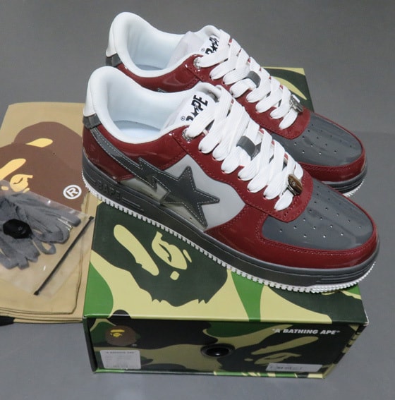 A BATHING APE®︎ BAPE STA "Burgundy/Gray"