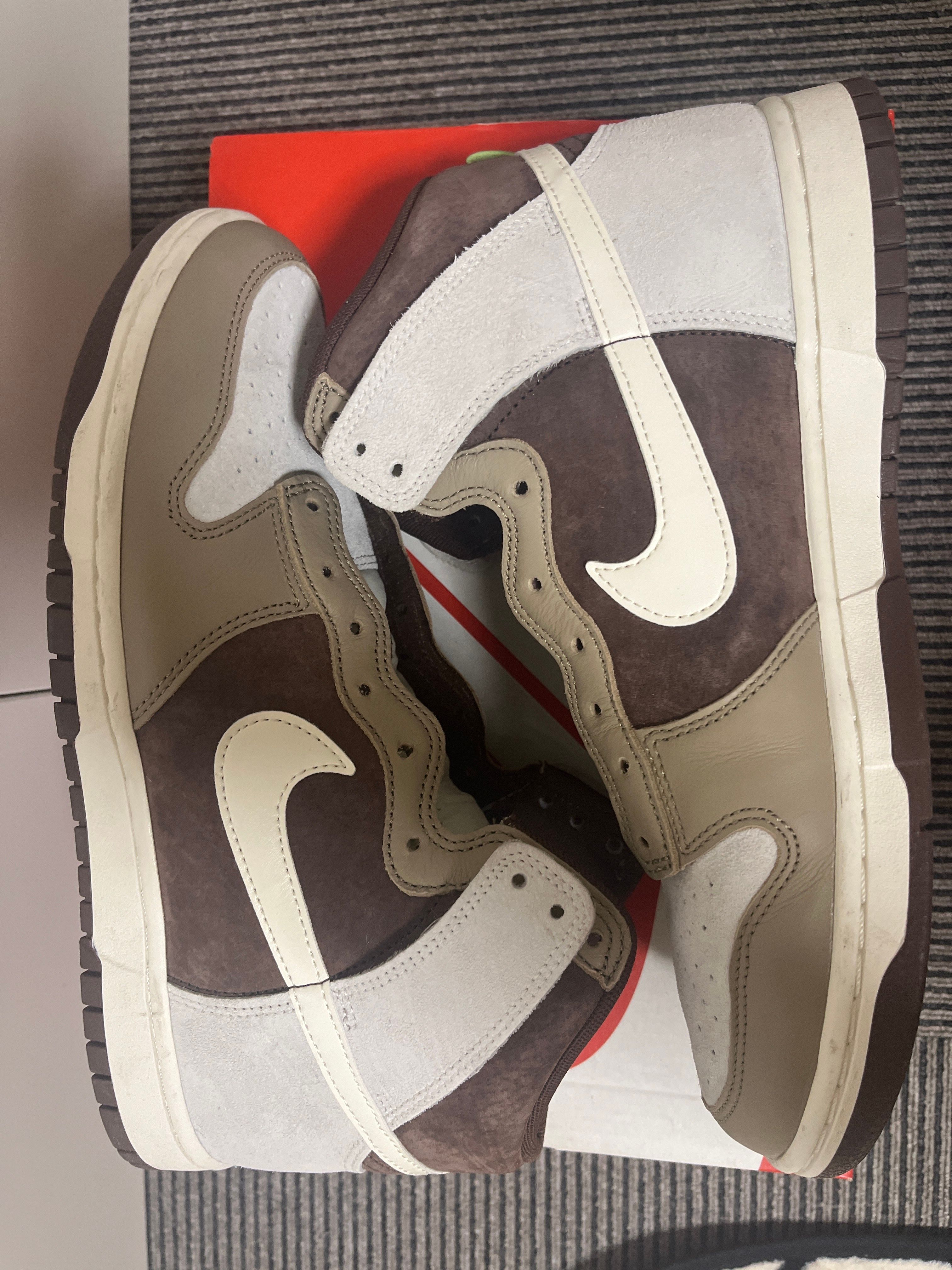 Nike Dunk High PRM "Light Chocolate"