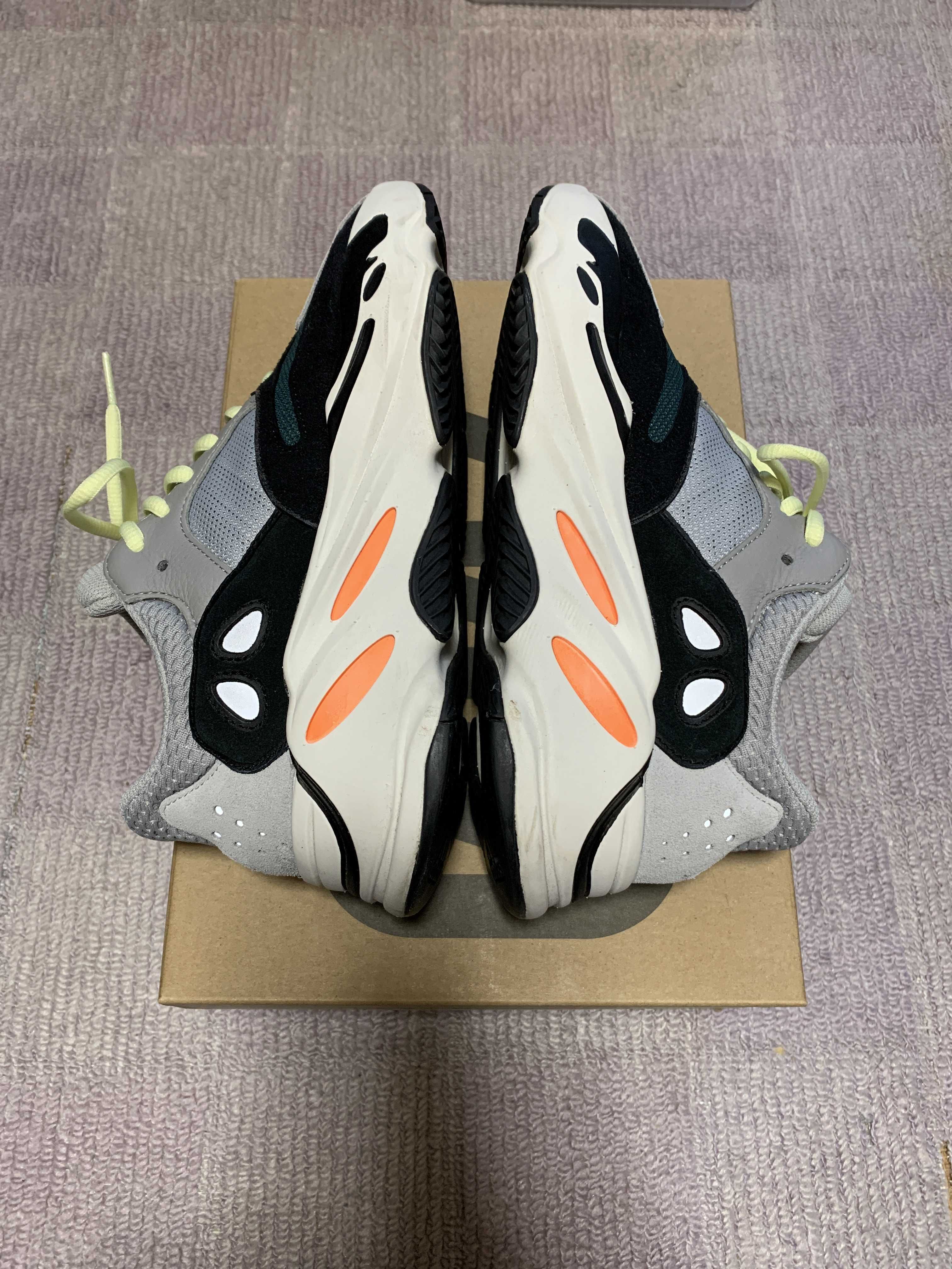 adidas YEEZY Boost 700 "Wave Runner"