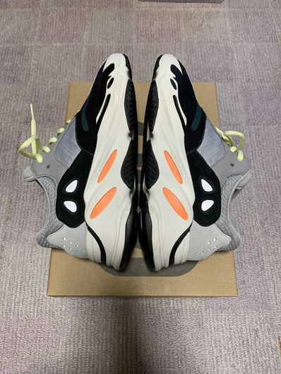 adidas YEEZY Boost 700 "Wave Runner"