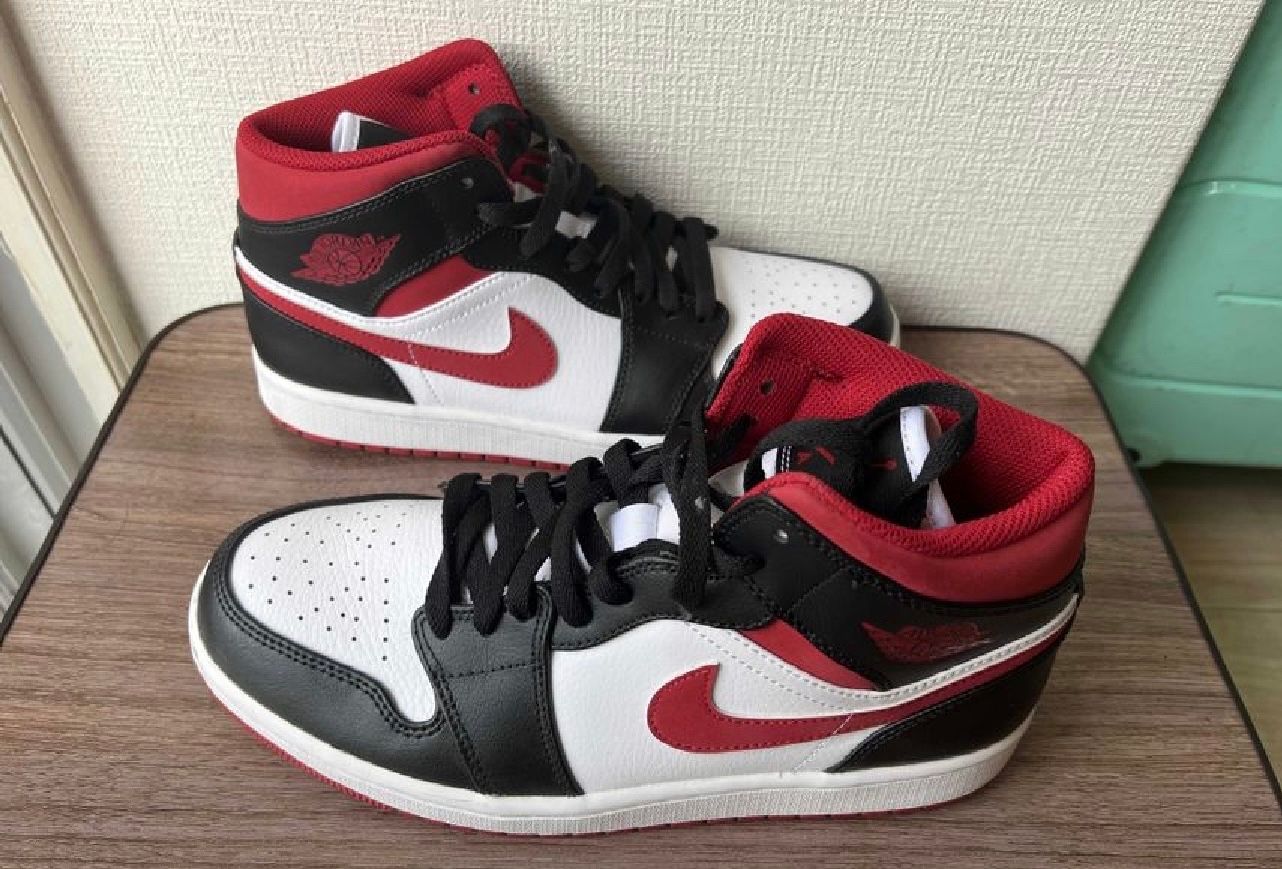 Nike Air Jordan 1 Mid "White/Gym Red Black"