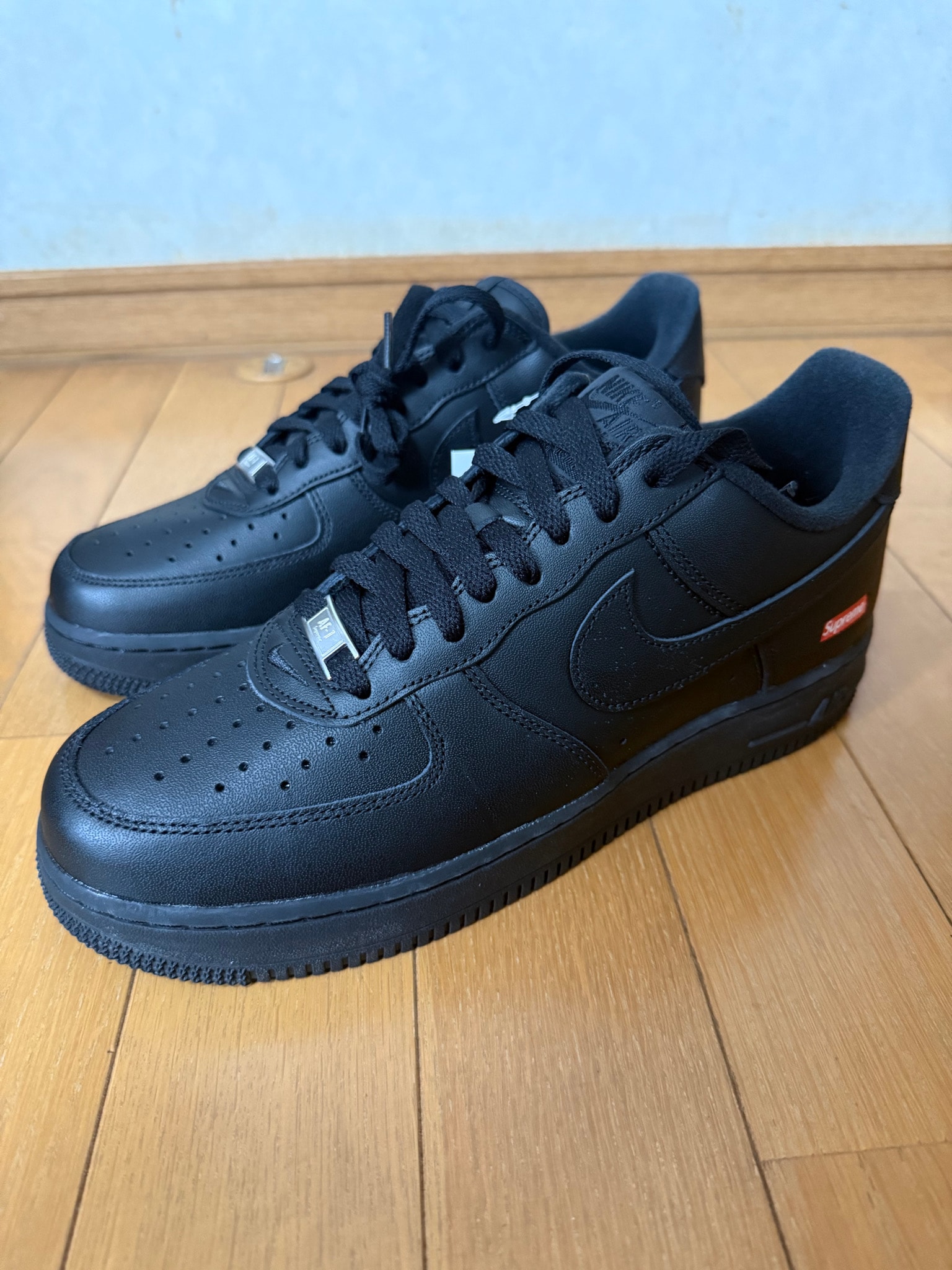 Supreme × Nike Air Force 1 Low "Black"