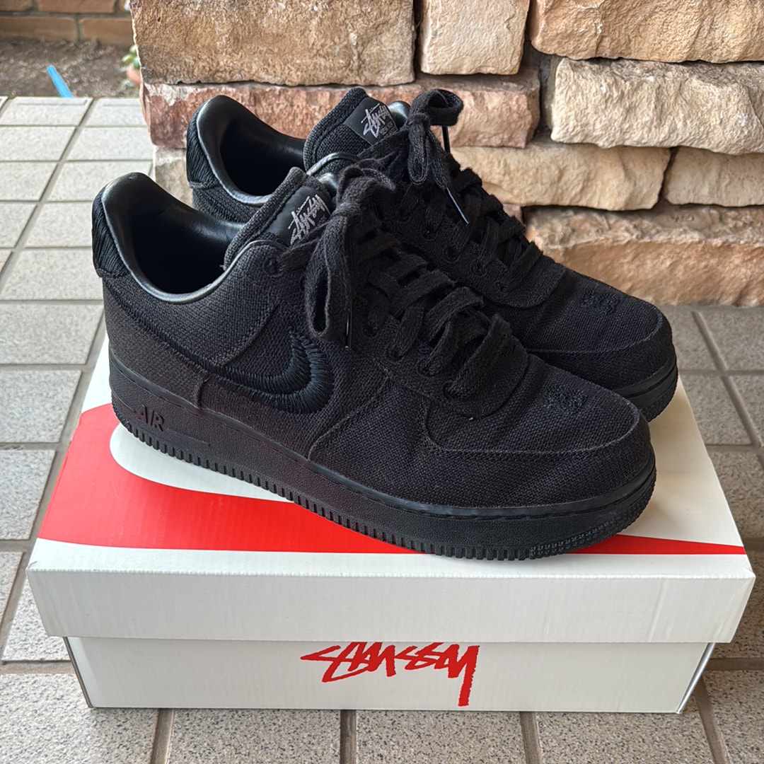 ステューシー × ナイキ エアフォース1 ロー 