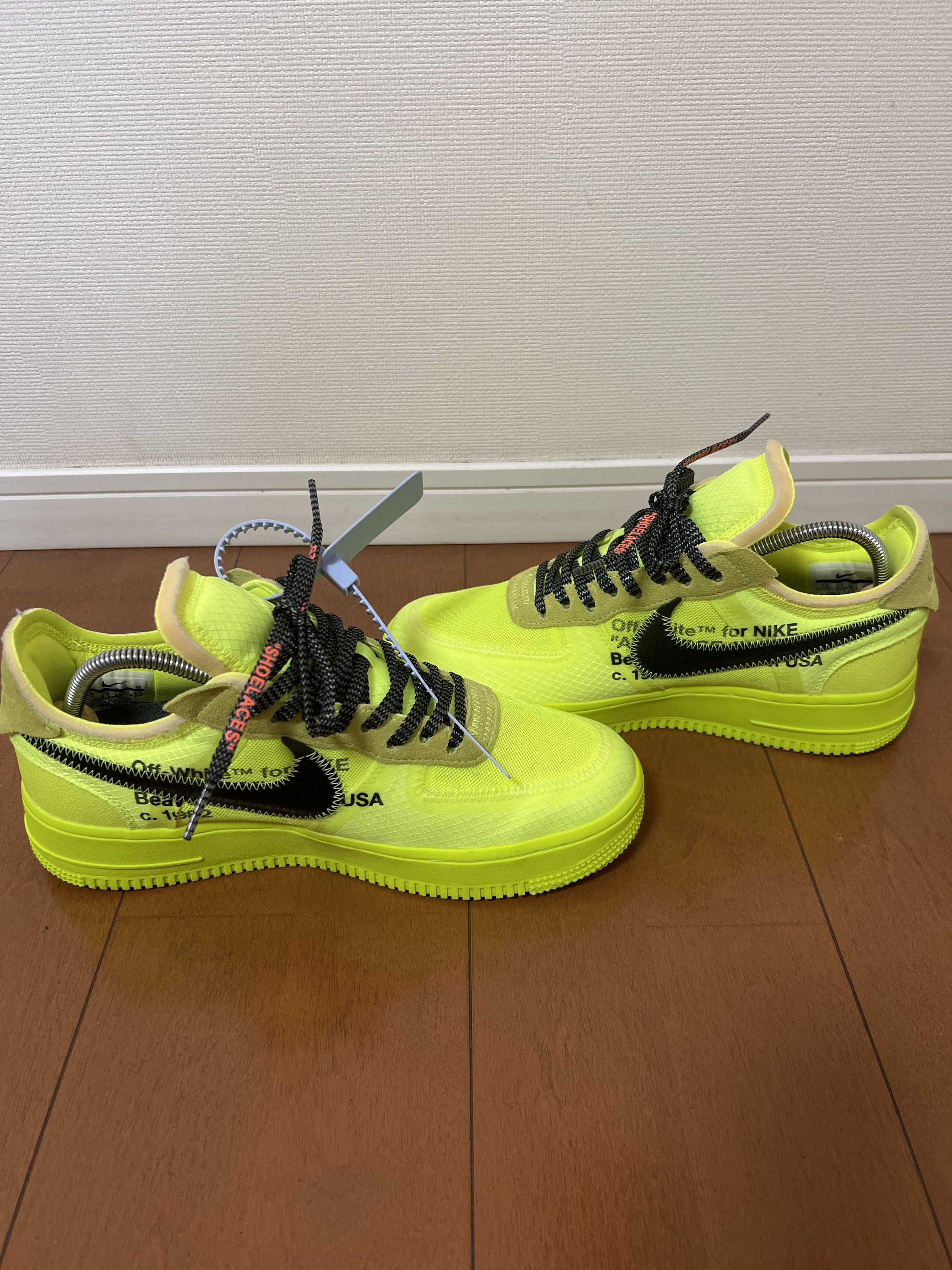 Off-White × Nike Air Force 1 Low "Volt"
