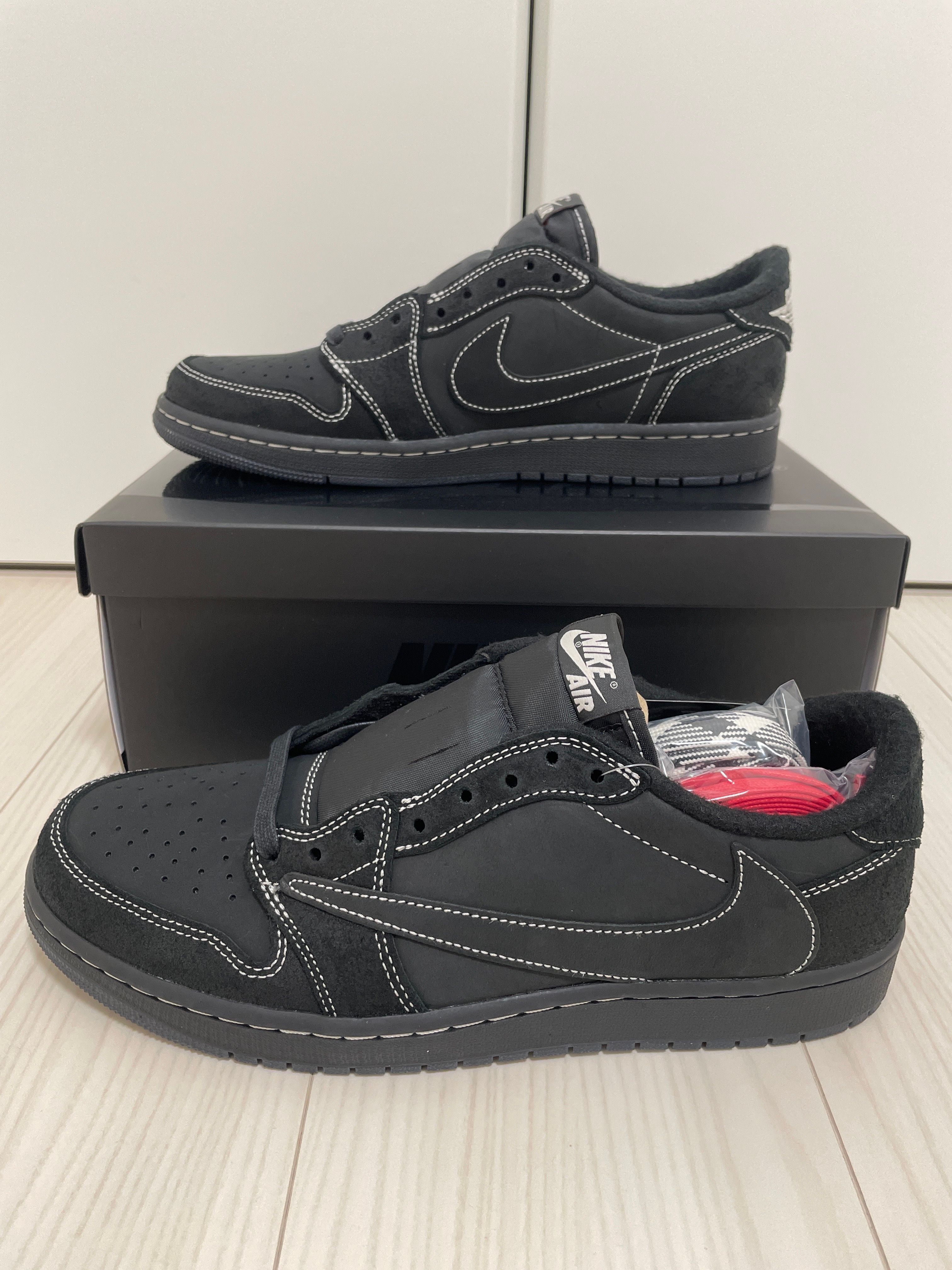 Travis Scott × Nike Air Jordan 1 Low OG SP "Black Phantom"