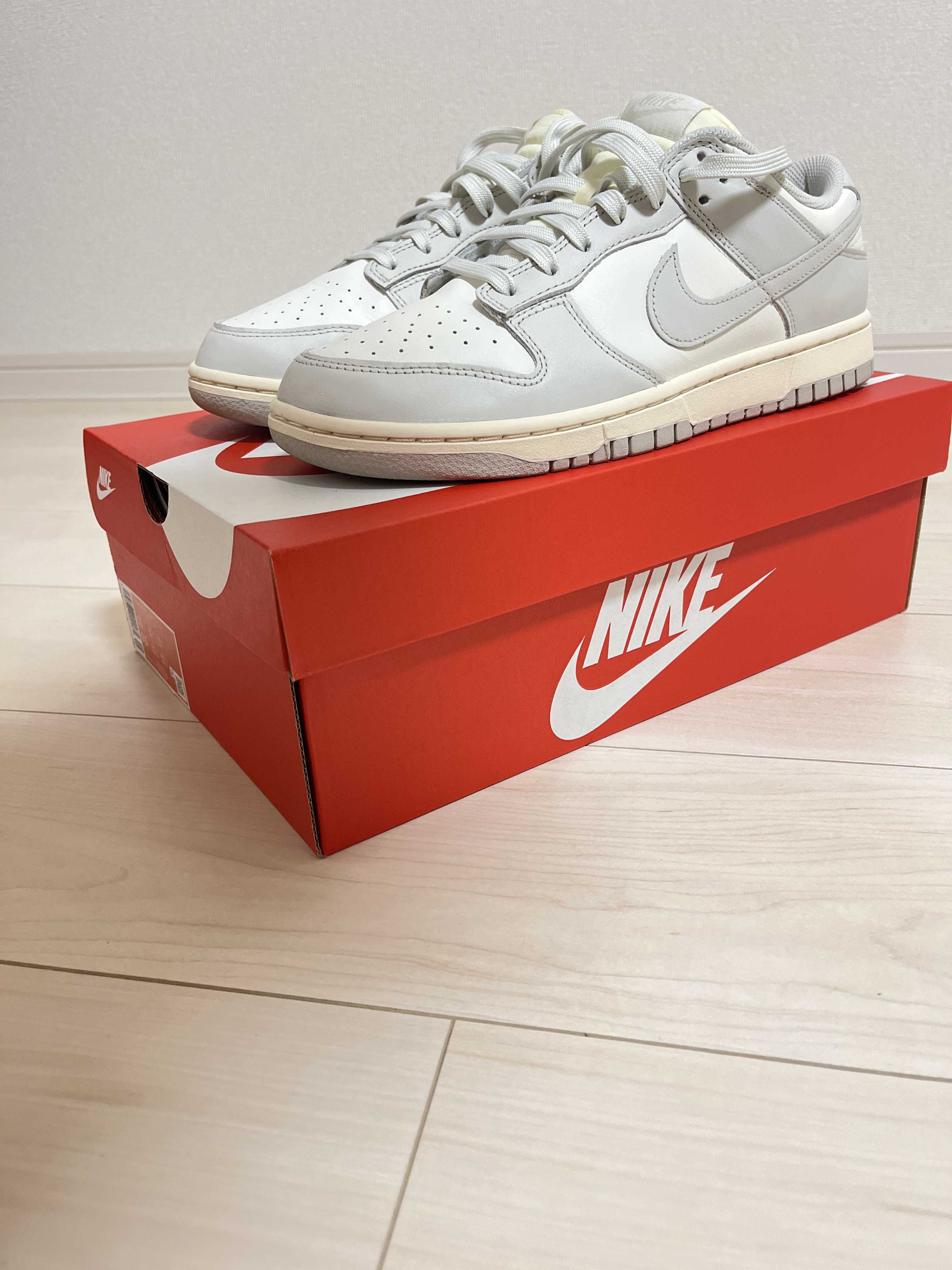 Nike Women's Dunk Low "Light Bone"