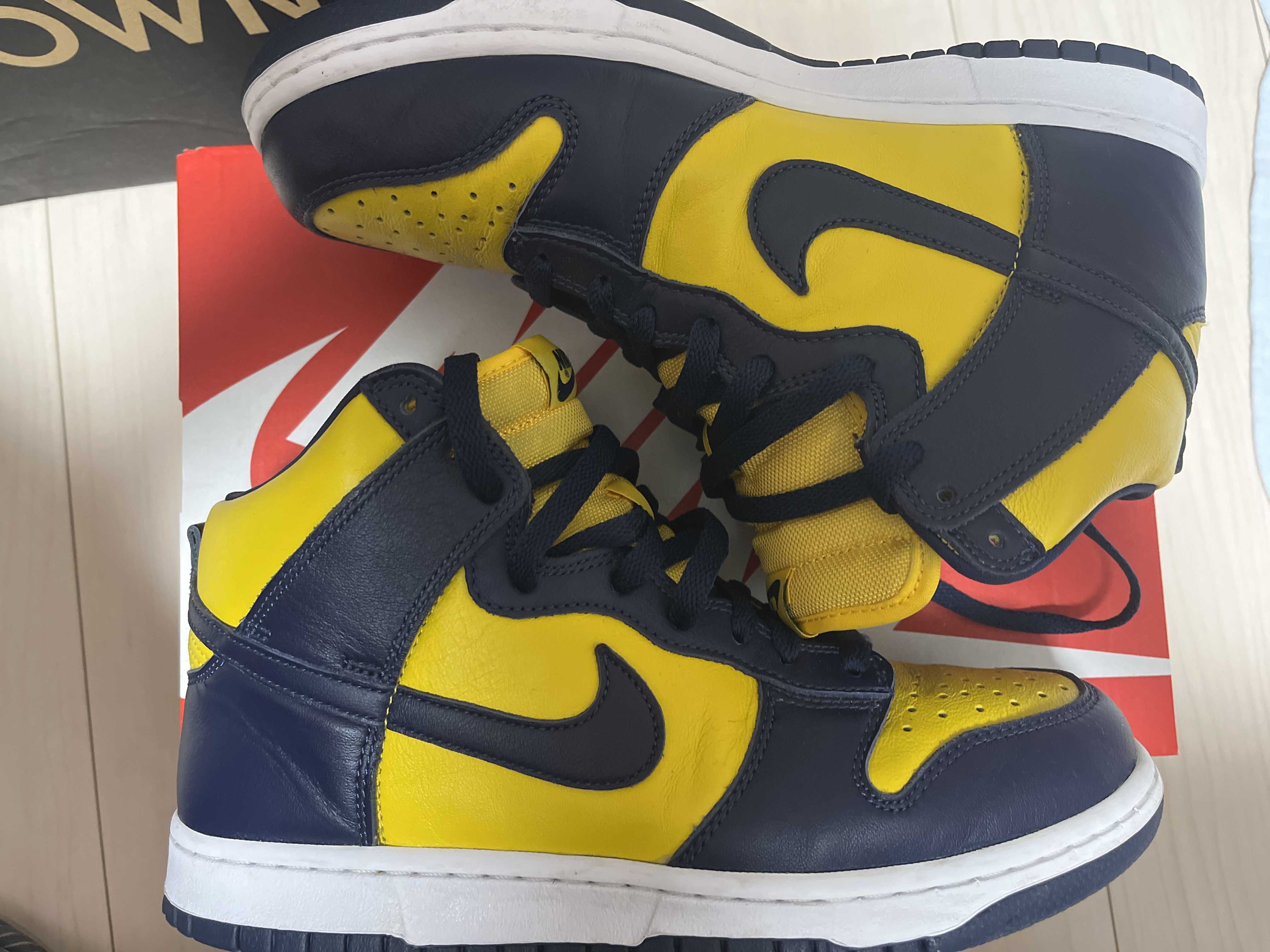 Nike Dunk High "Michigan"