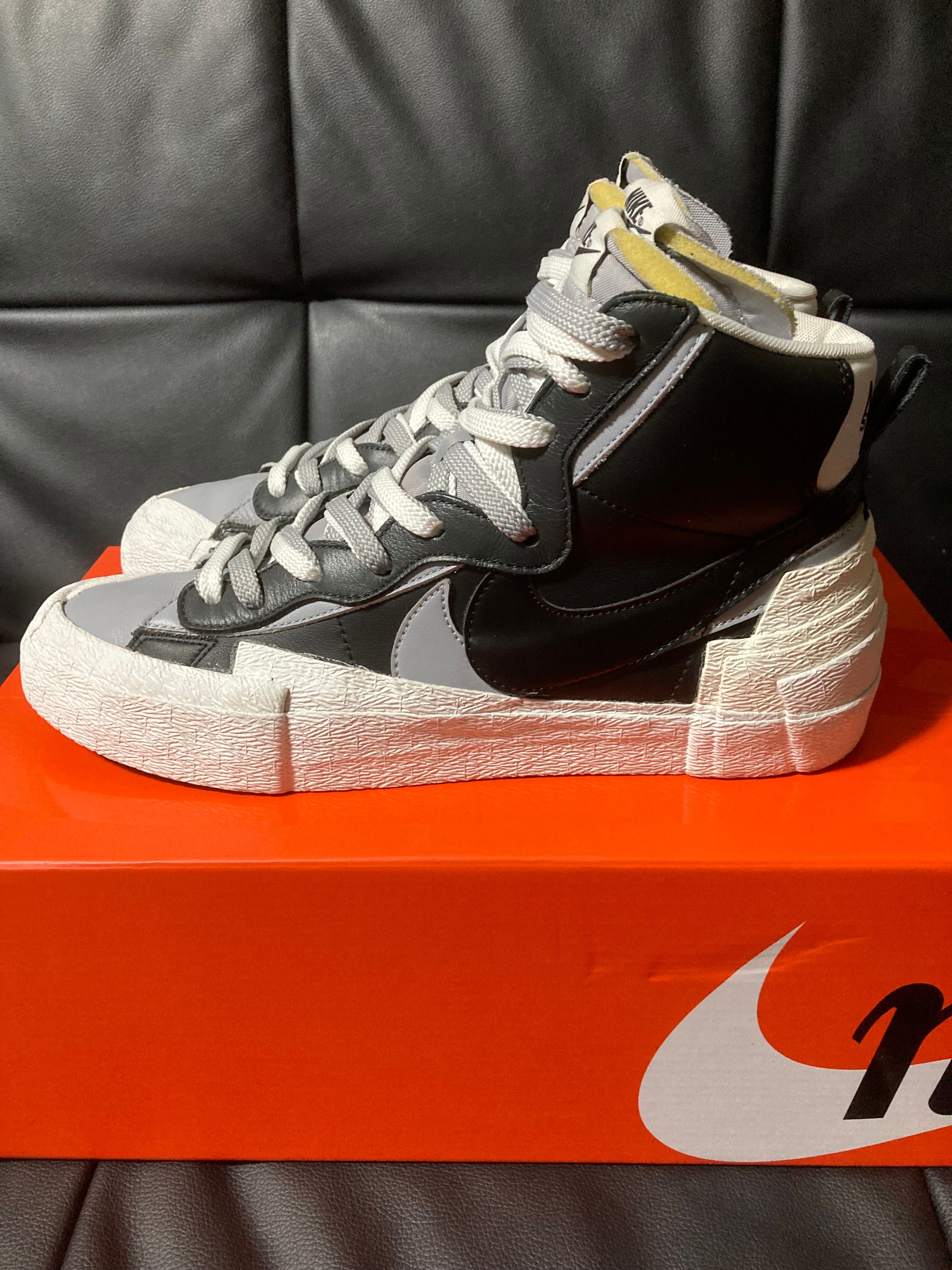sacai × NIKE BLAZER MID "BLACK/WOLF GREY/WHITE"
