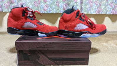 Nike Air Jordan 5 "Toro Bravo"