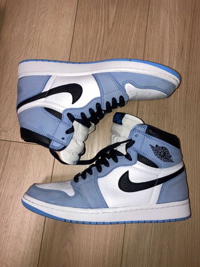 Nike Air Jordan 1 High OG "University Blue"